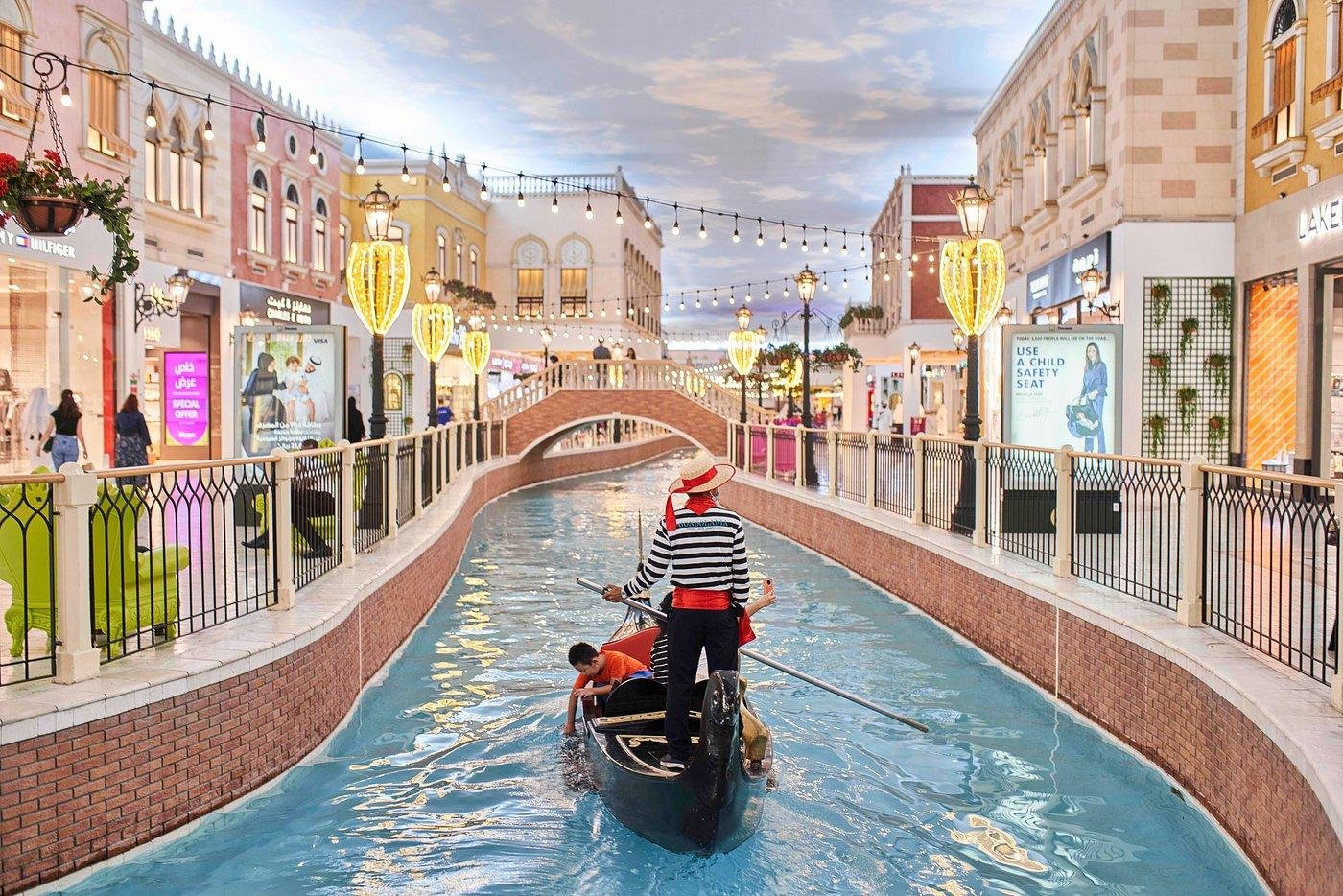 Doha Private City Highlights Tour with Gondola Ride
