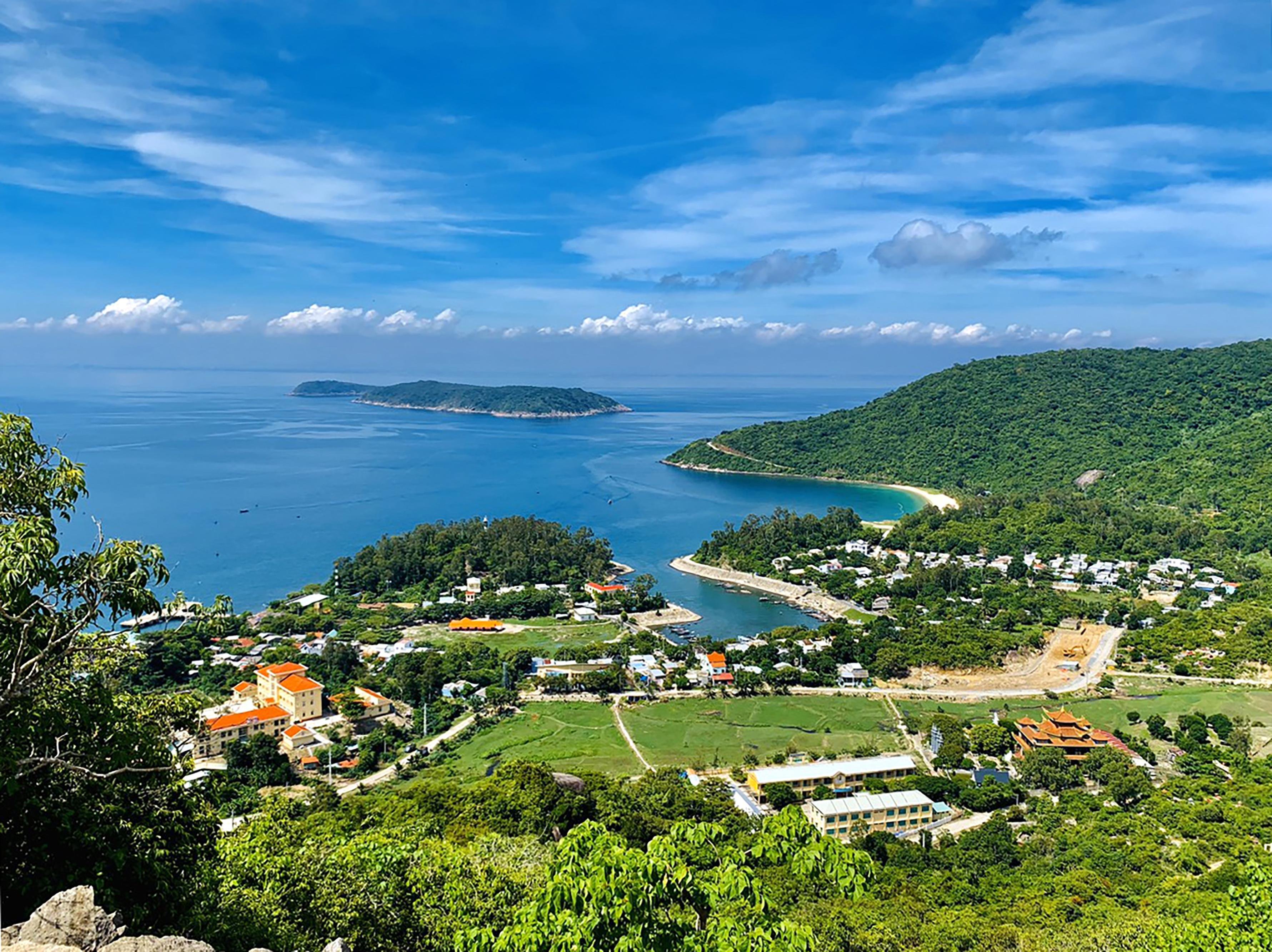 Cham Islands Snorkeling Adventure