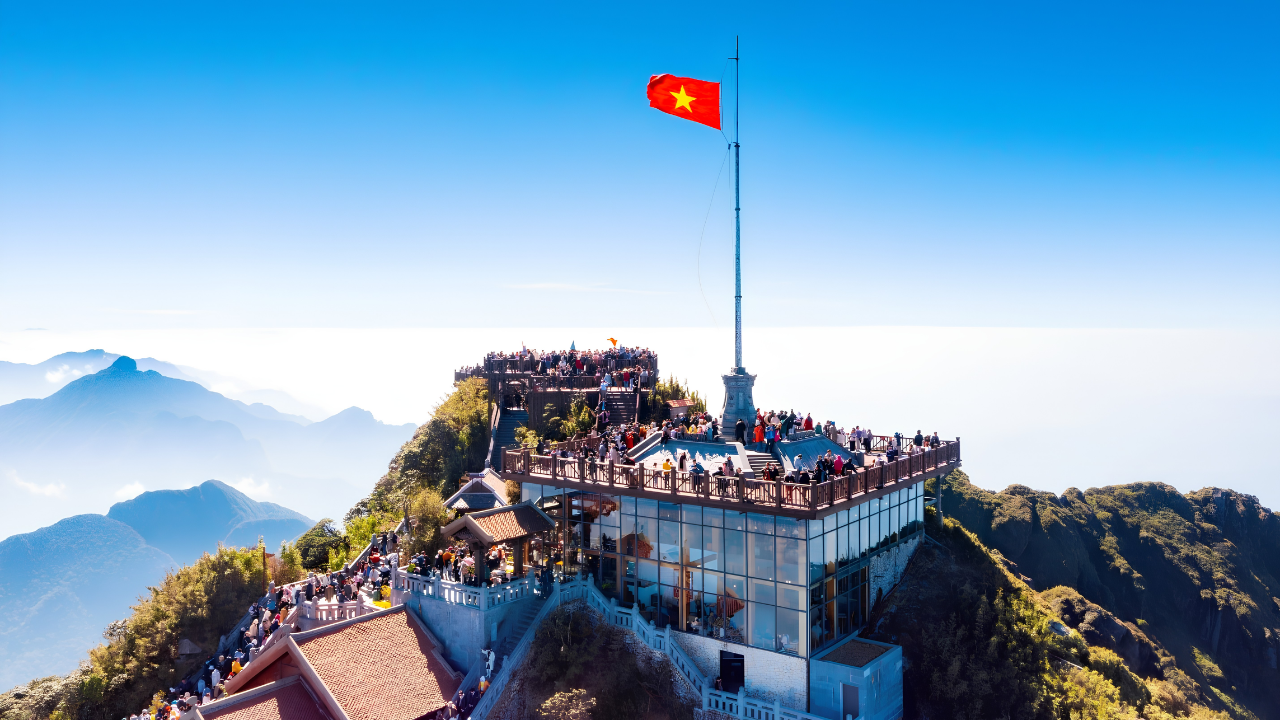 Full-Day Fansipan Summit Trek with Lunch