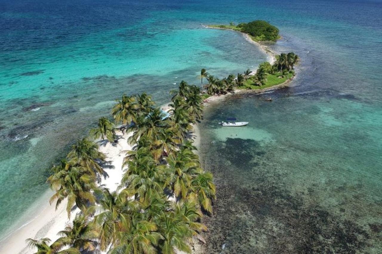 Laughing Bird Caye Snorkeling Adventure
