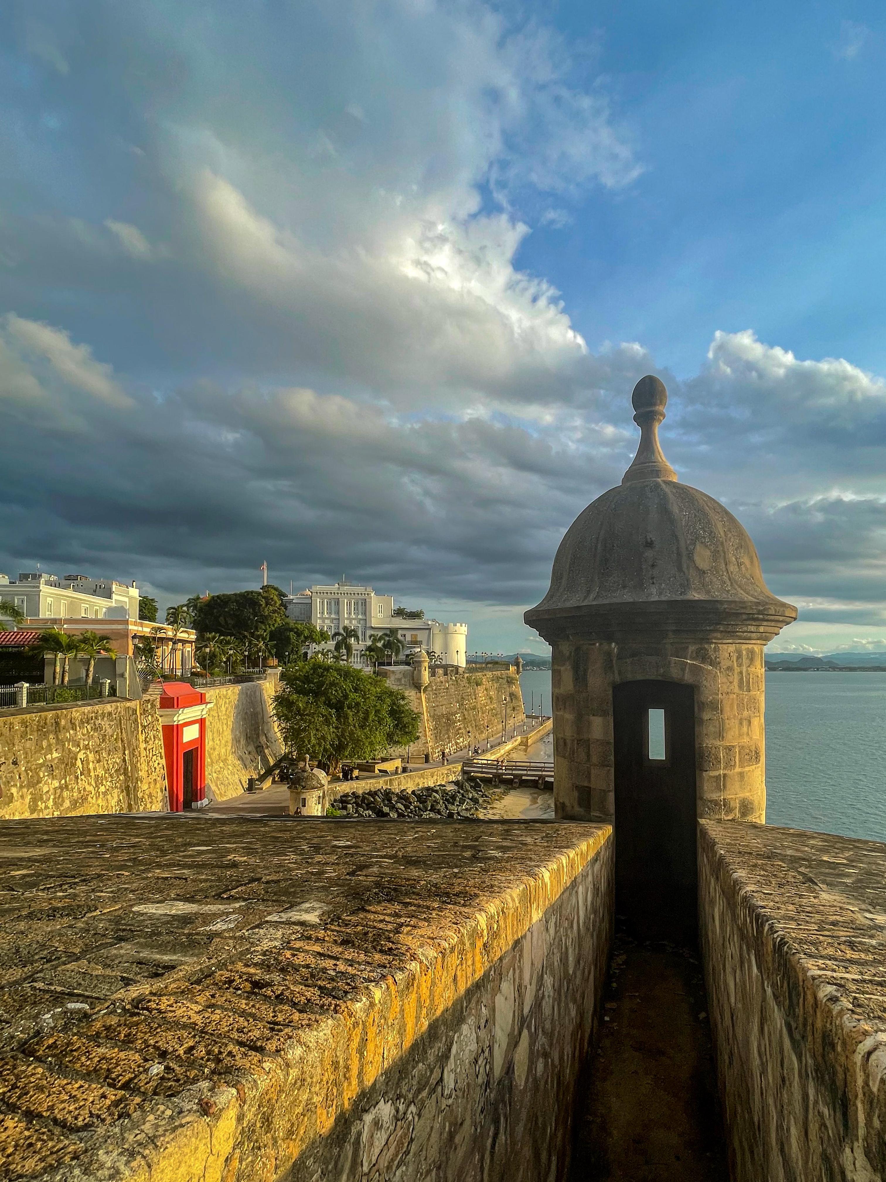 Old San Juan: Private Morning Heritage Walk & Breakfast