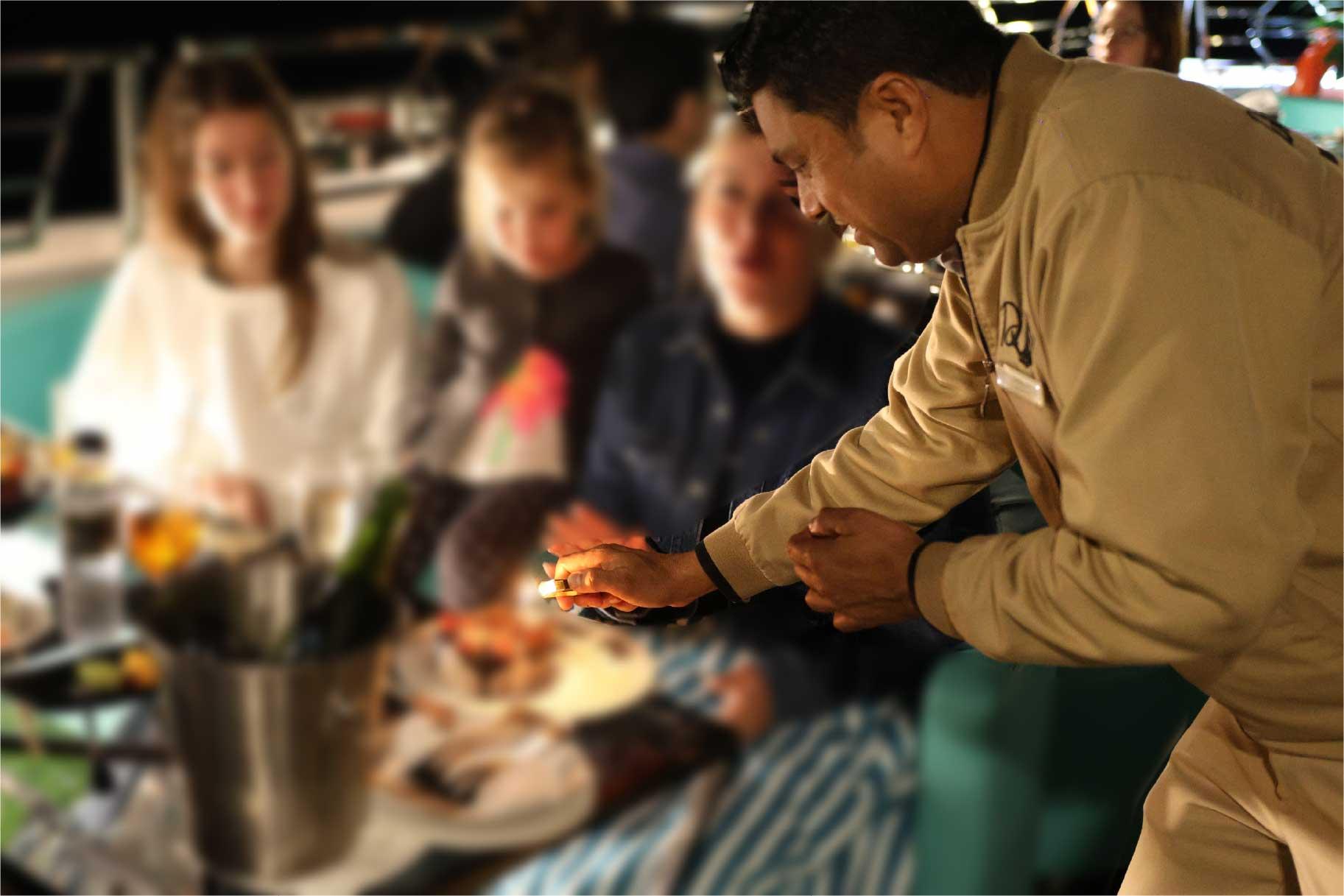 Dubai Mega Yacht Dinner Cruise with Buffet