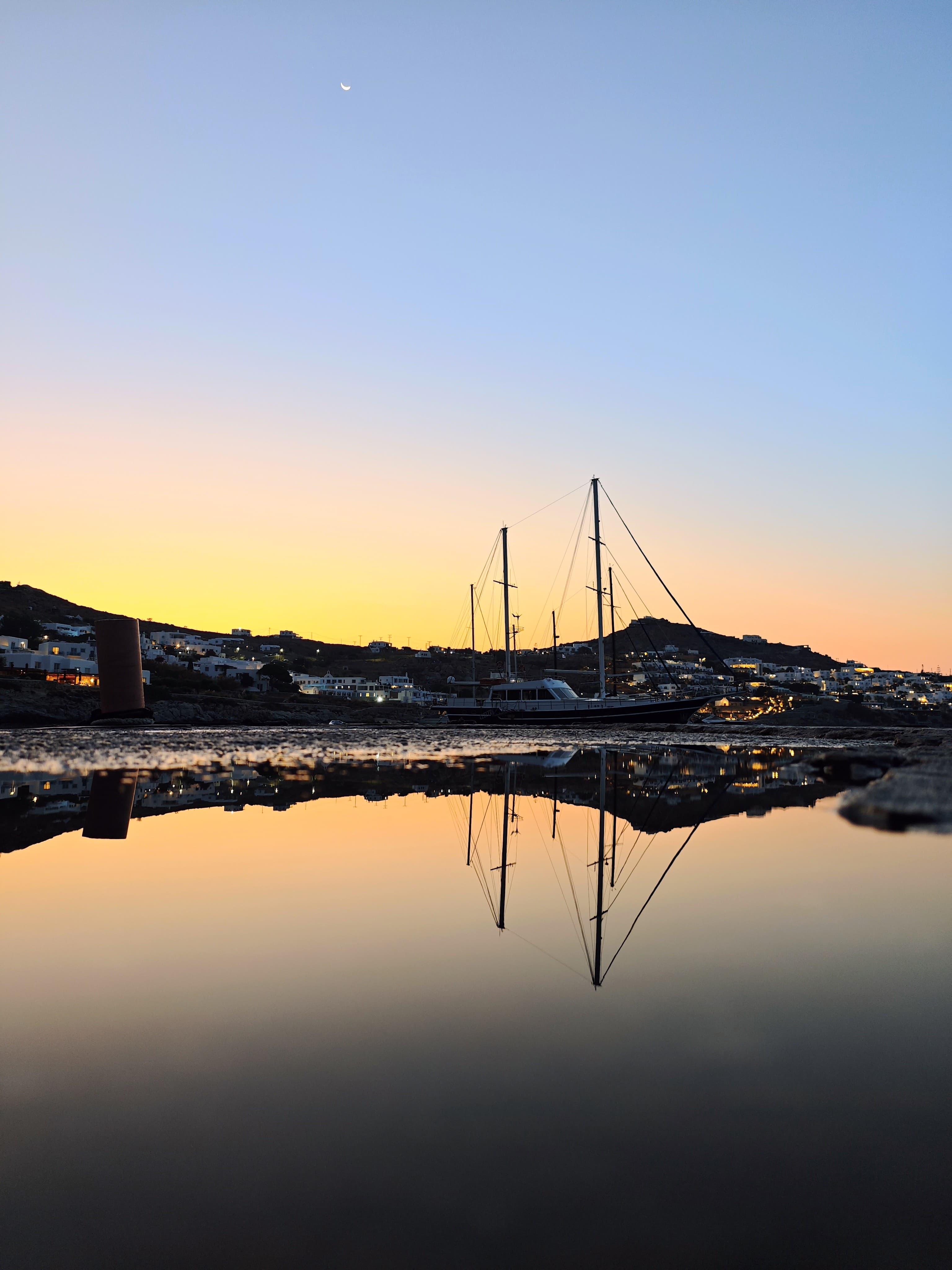 Mykonos Sunset Coastal Cruise with Dinner & Drinks