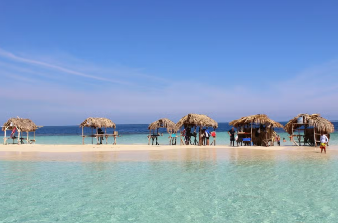Private Catamaran Adventure to Cayo Arena & Northern Coast