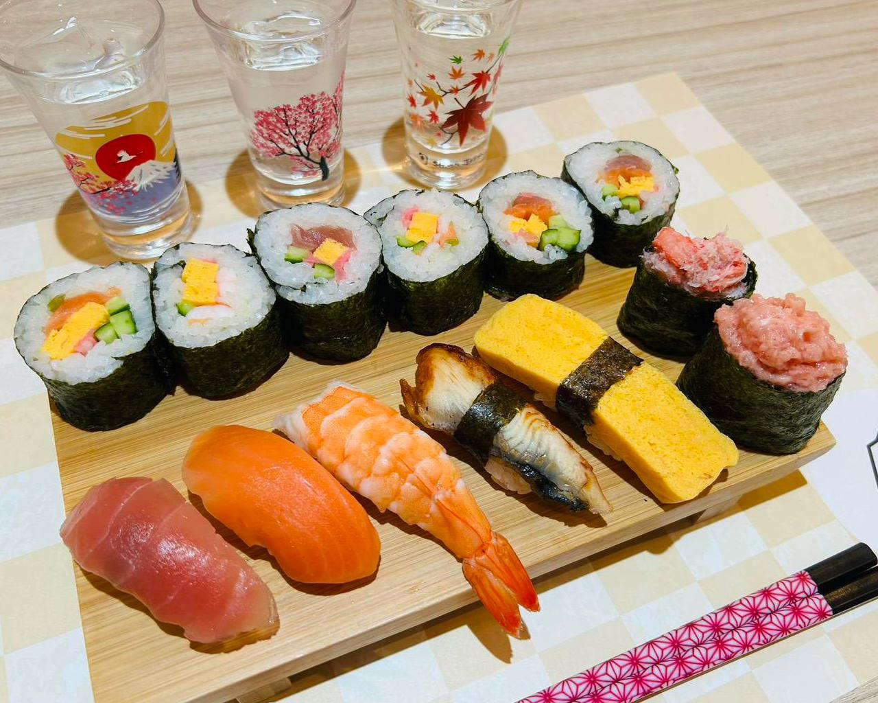 Osaka: Sushi Making in Spacious Studio (SAME-DAY OK!)