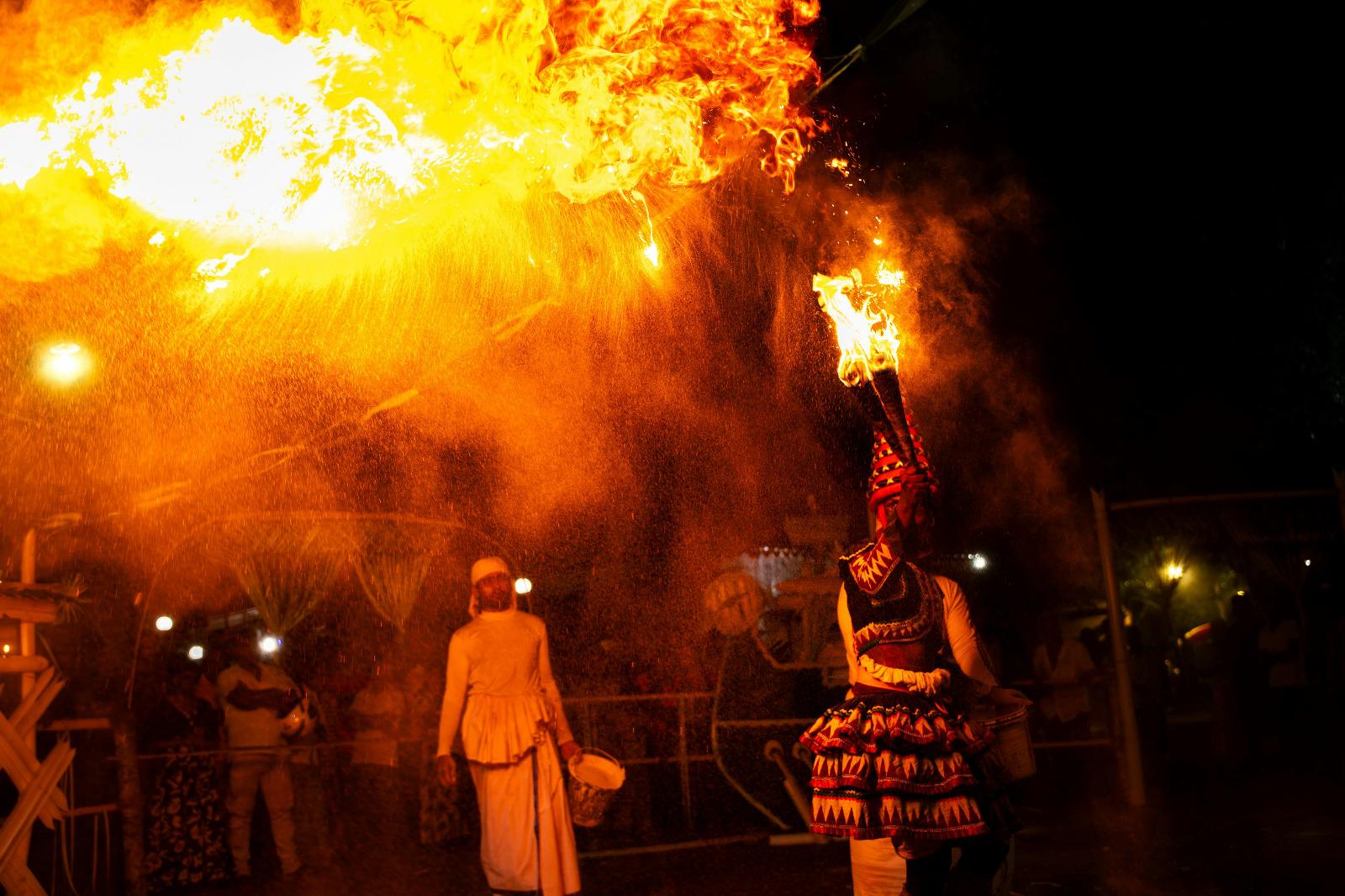 Kandy Esala Perahera VIP Experience with Refreshments