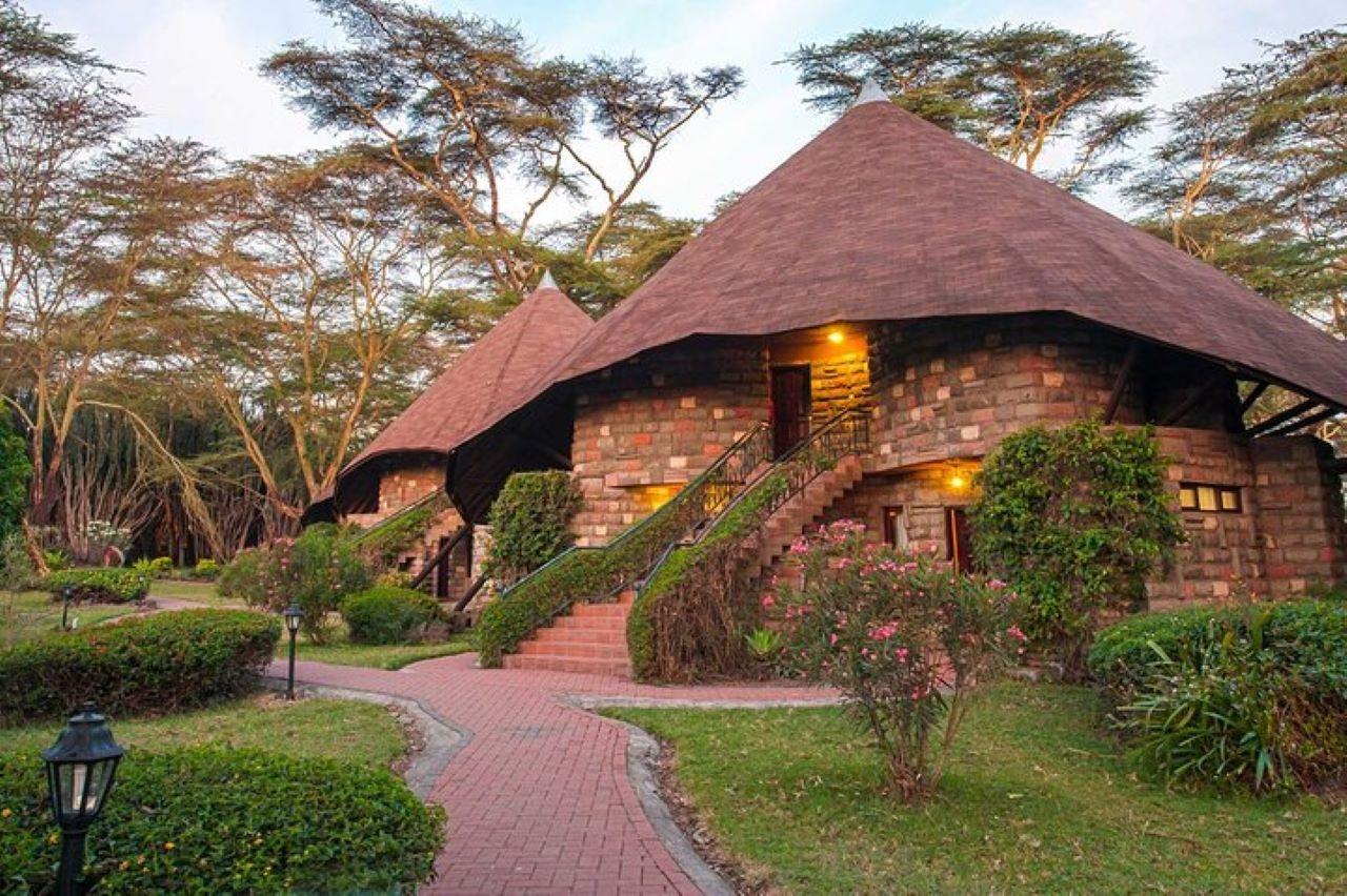 Maasai Mara Sunrise Hot Air Balloon Safari with Champagne Breakfast