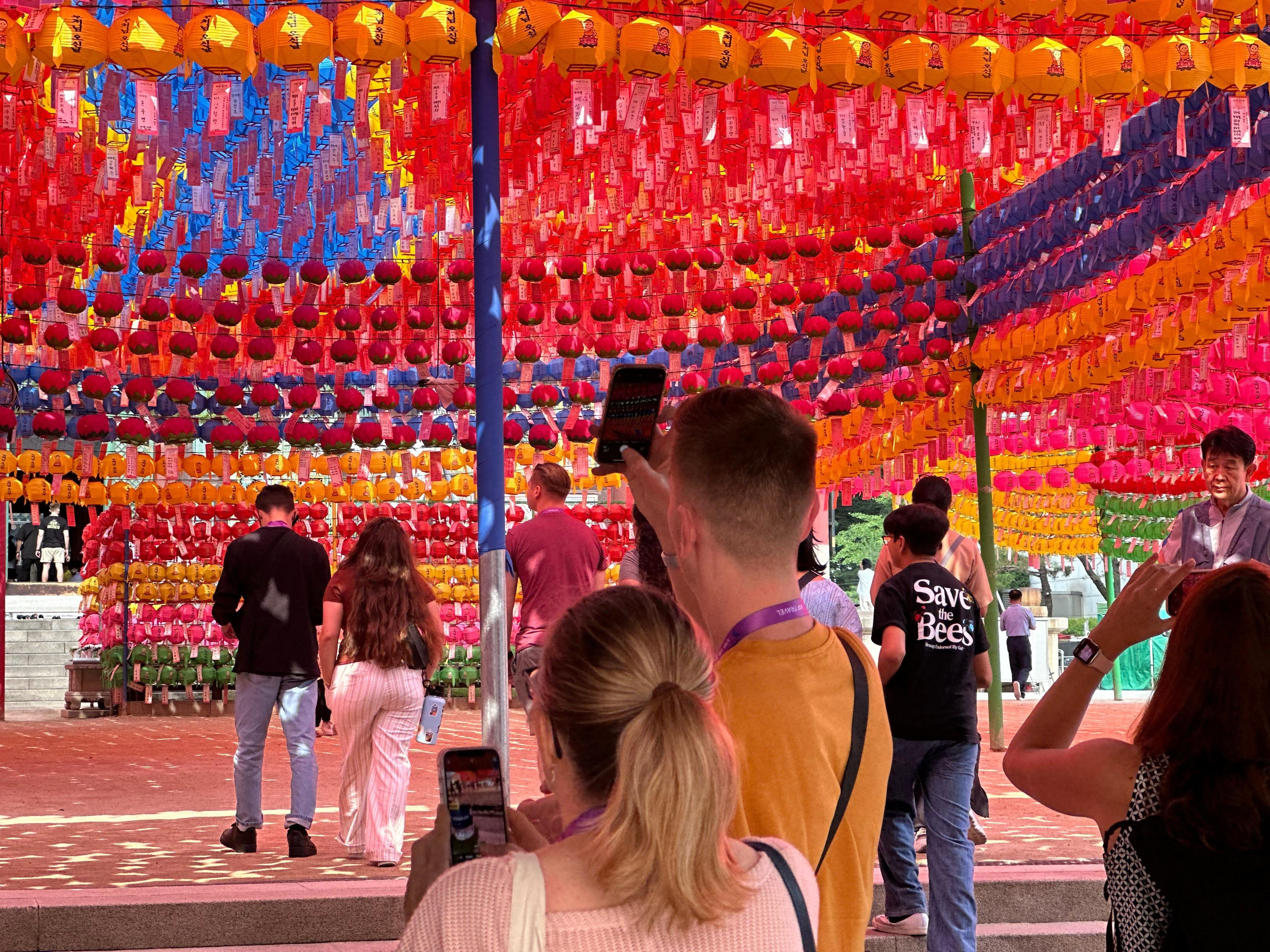 Seoul Highlights: Palaces, Markets & N Seoul Tower