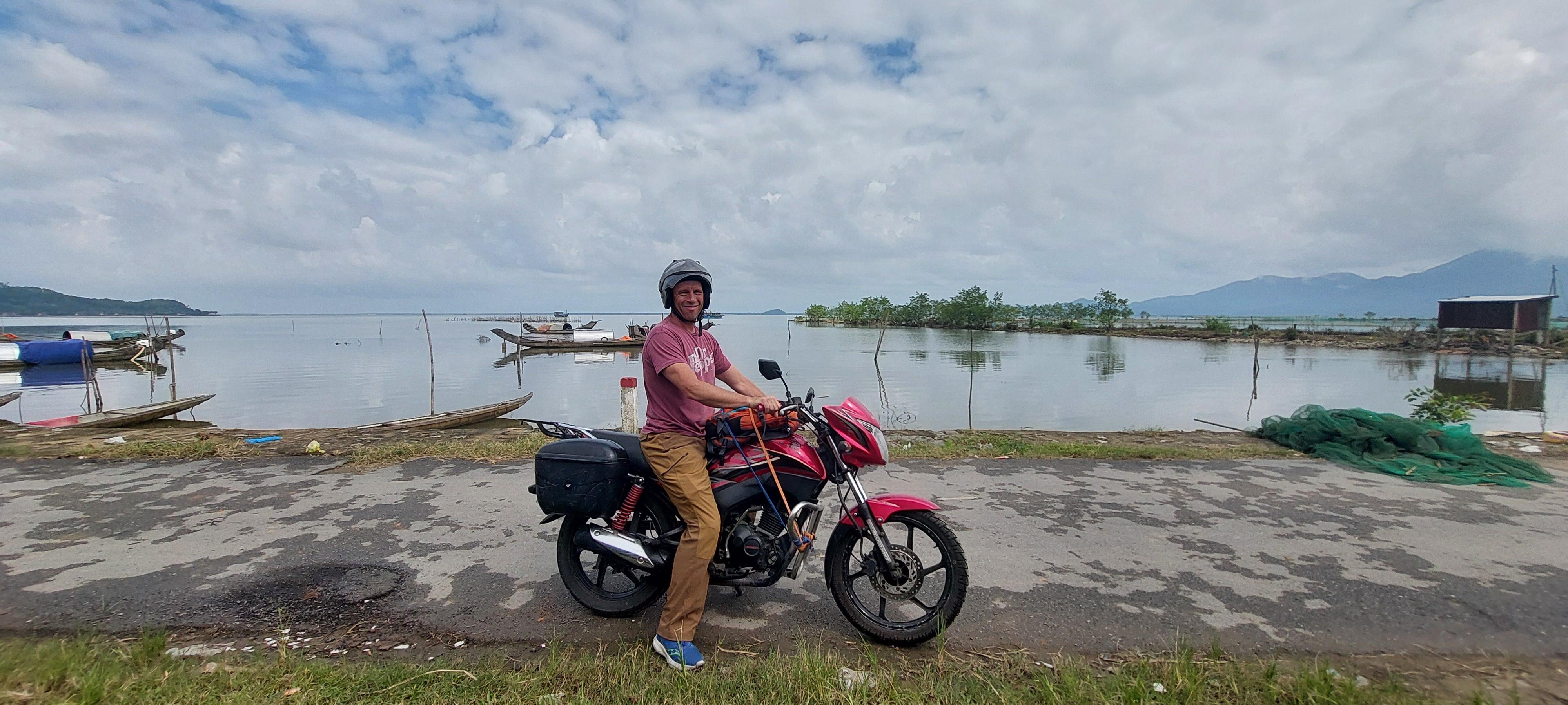 Hai Van Pass Easy Rider Motorbike Tour