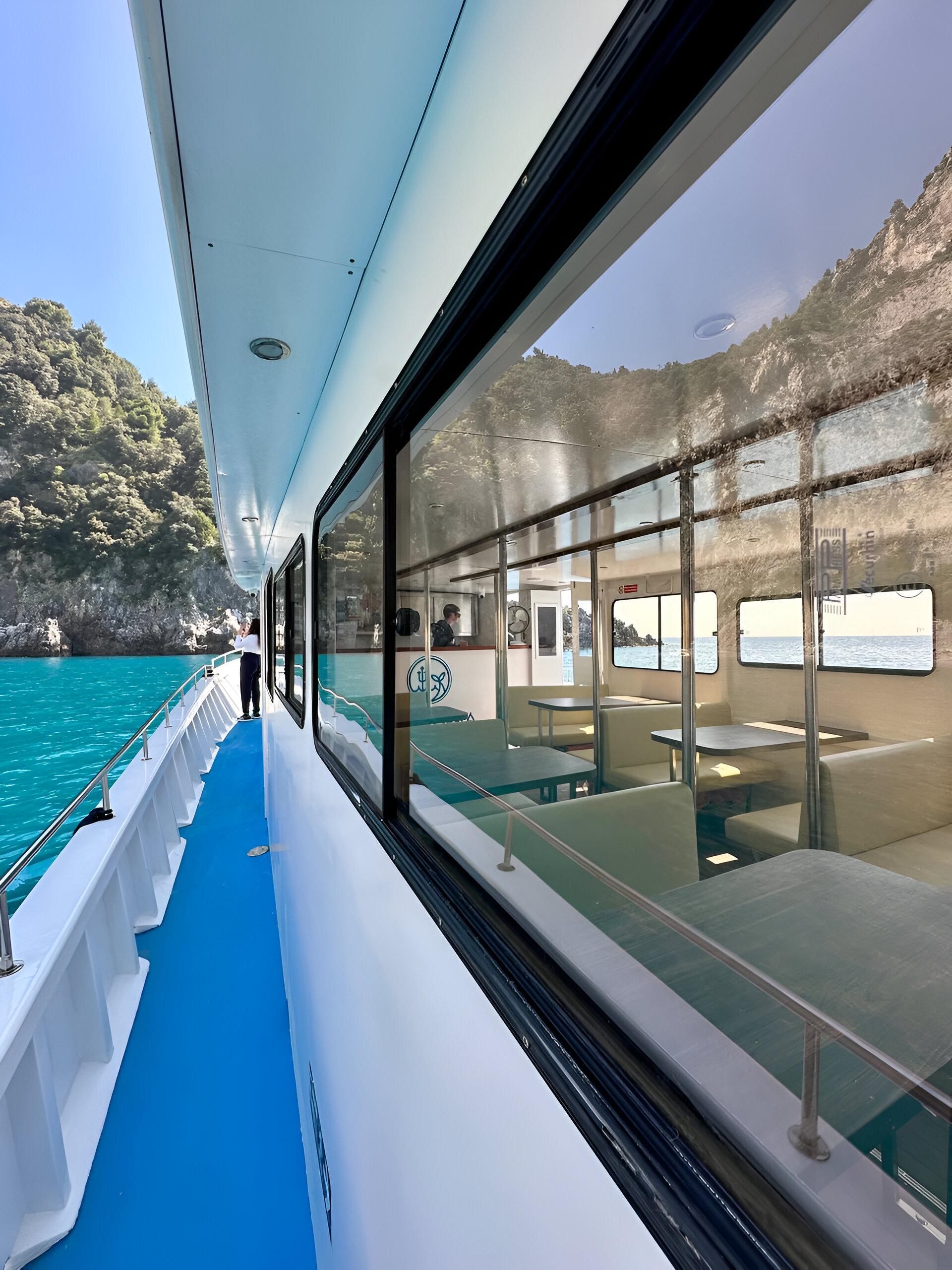 Amalfi Coast Boat Trip with Lunch from Salerno