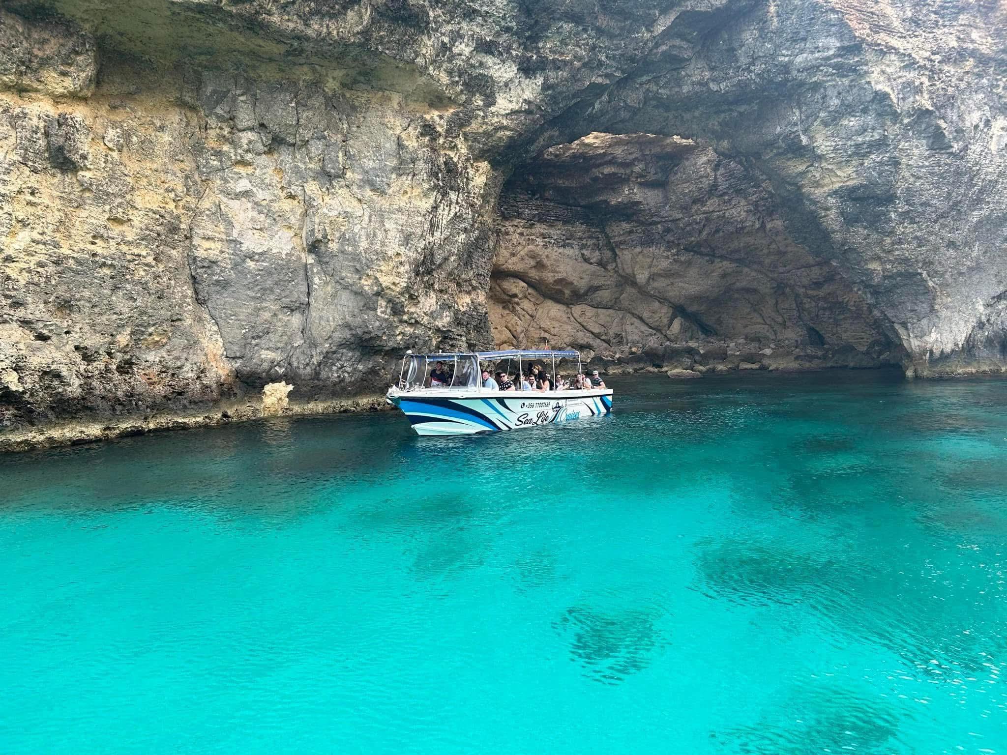 Comino & Gozo Small-Group Boat Cruise with Blue Lagoon Swim