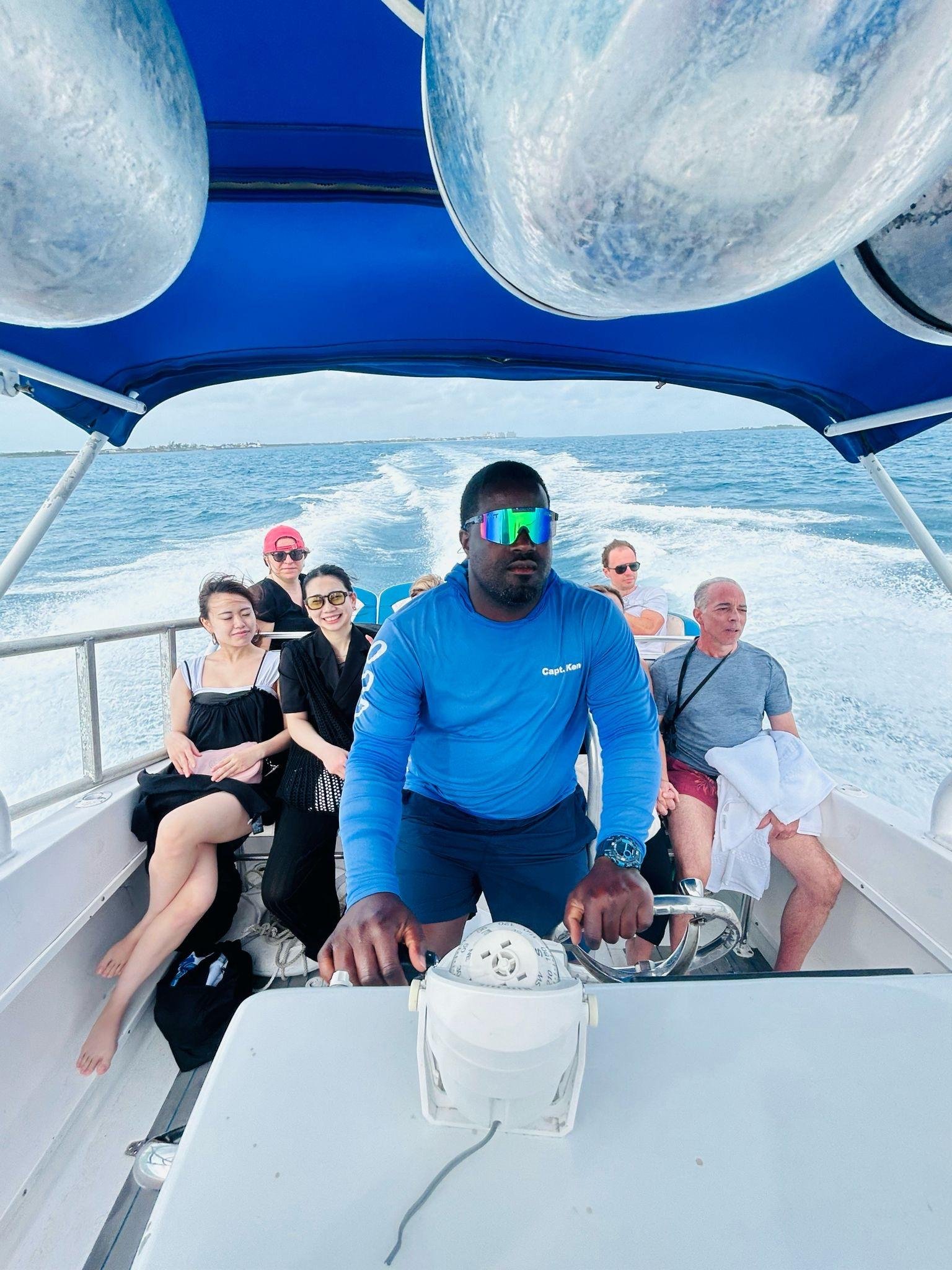 Nassau Powerboat Adventure: Snorkeling, Green Cay Turtles & Private Beach Club
