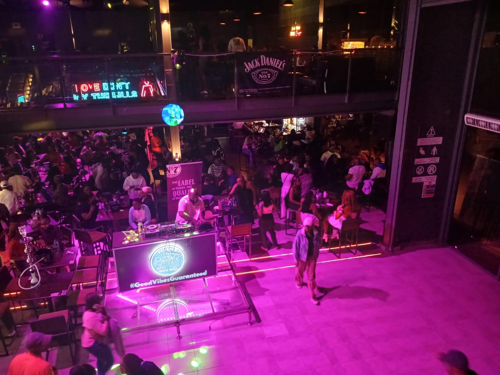 Nairobi Ultimate Nightlife Experience: Bars, Rooftops & Clubs