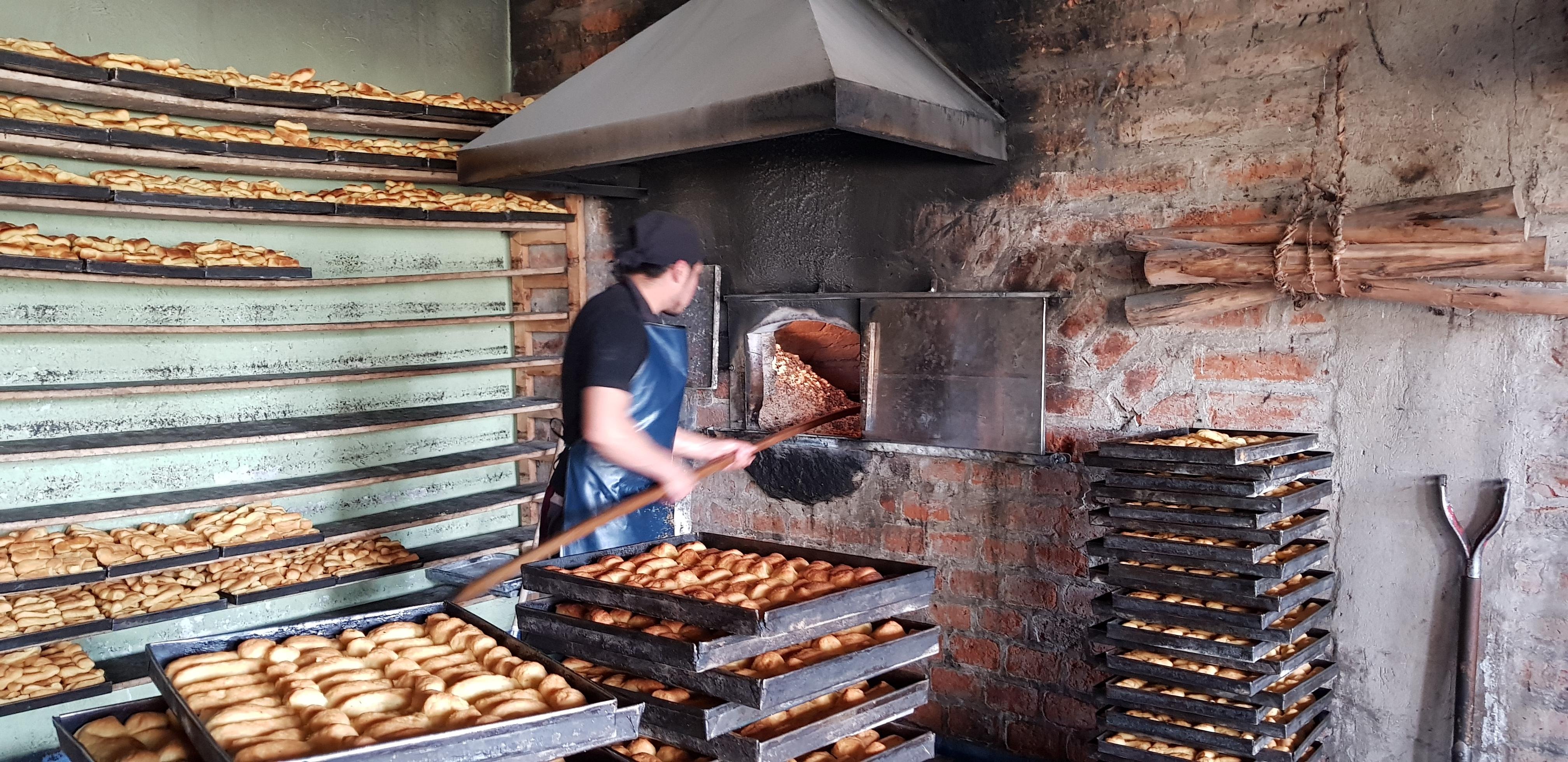 Quito to Otavalo Market & Cuicocha Lagoon Day Tour