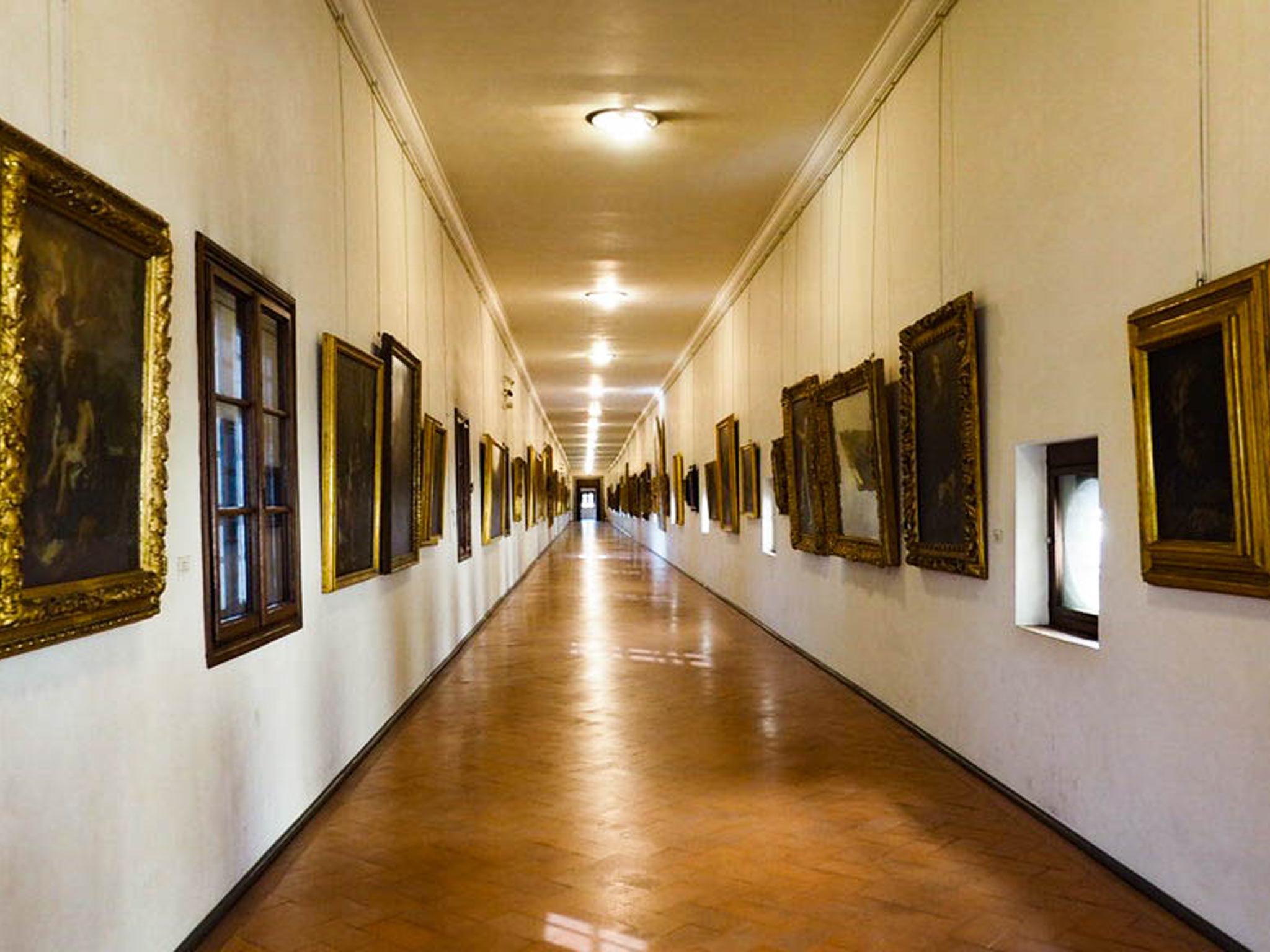 Uffizi Gallery Small Group Tour with Optional Vasari Corridor