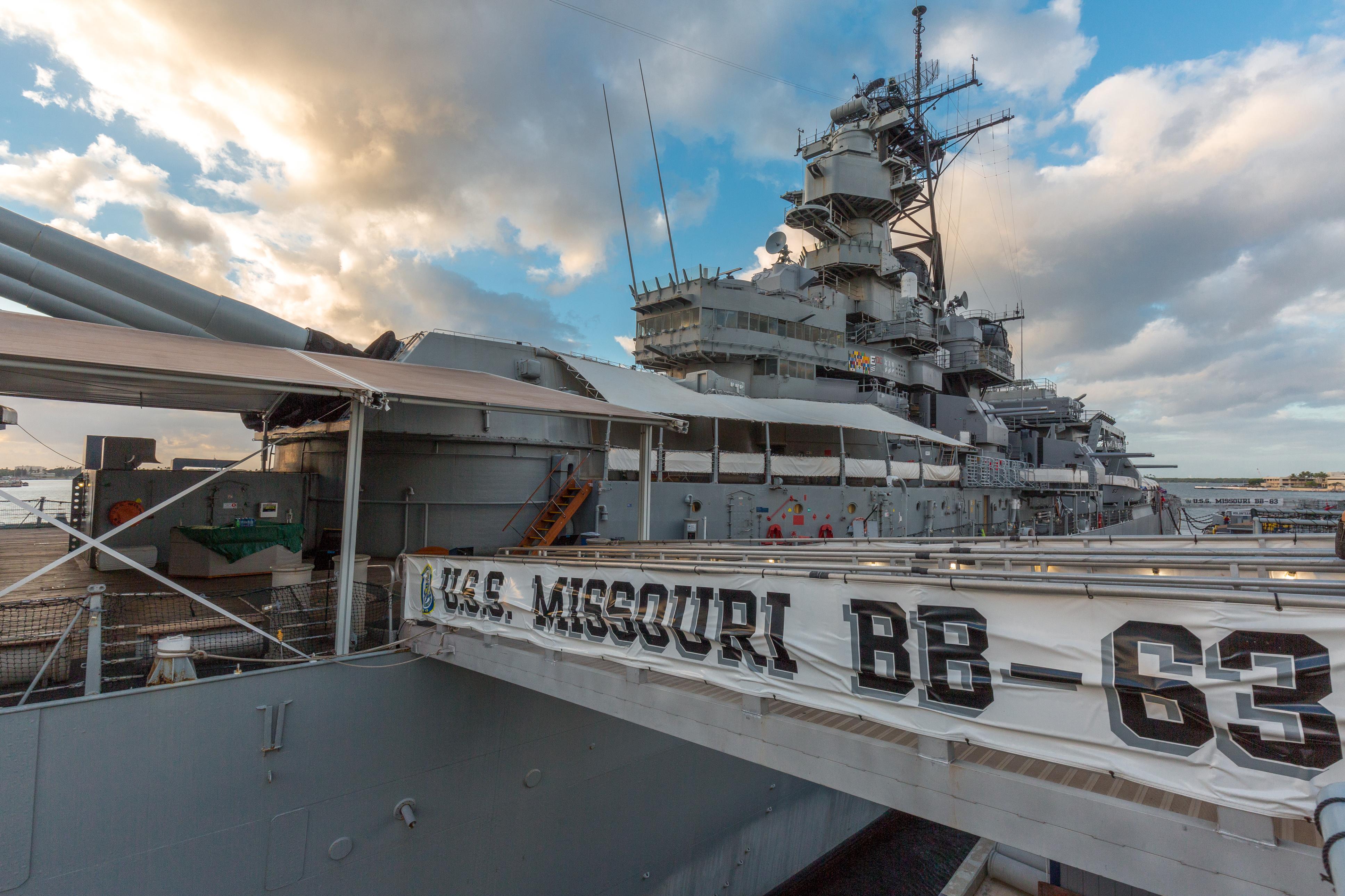 Honolulu: Battleship Missouri Memorial Access