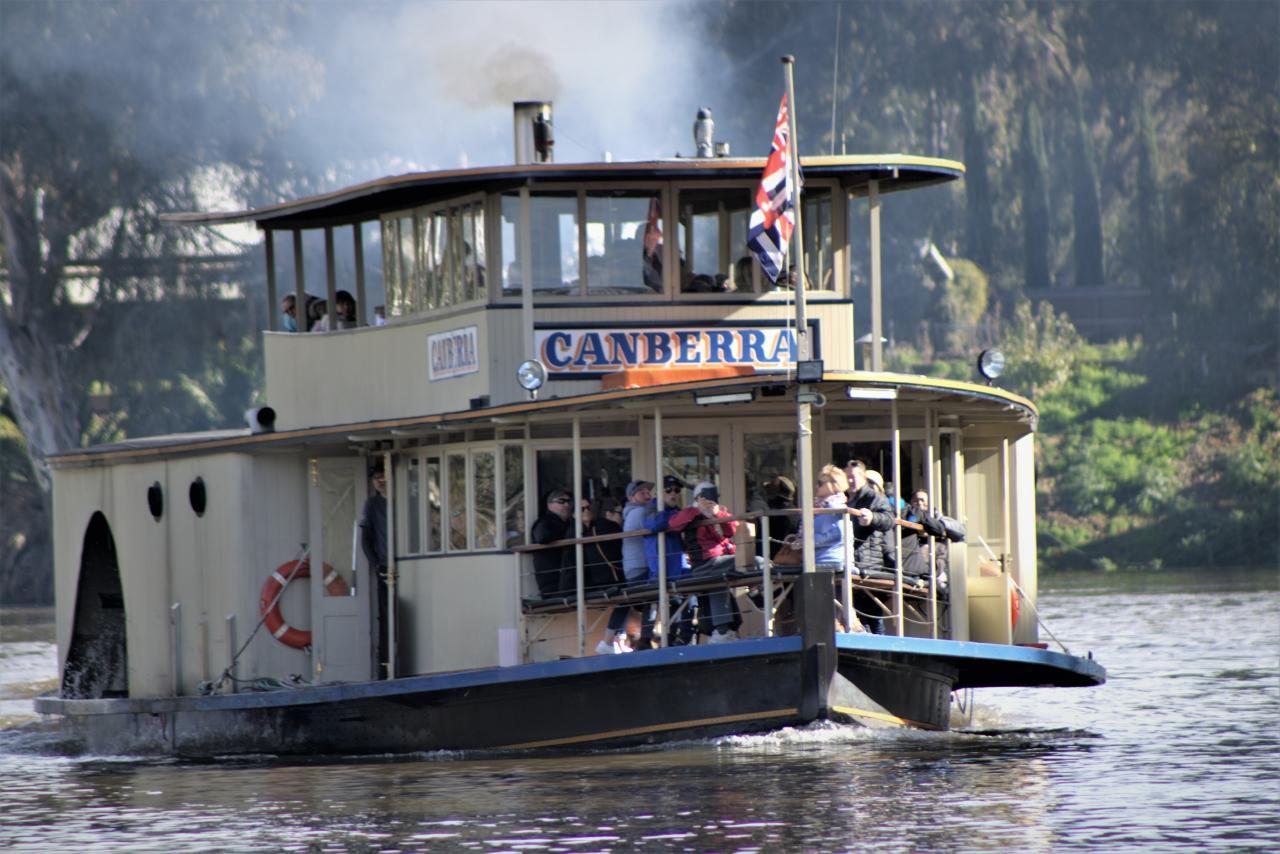 Murray River Paddle Steamer & Winery Lunch Experience