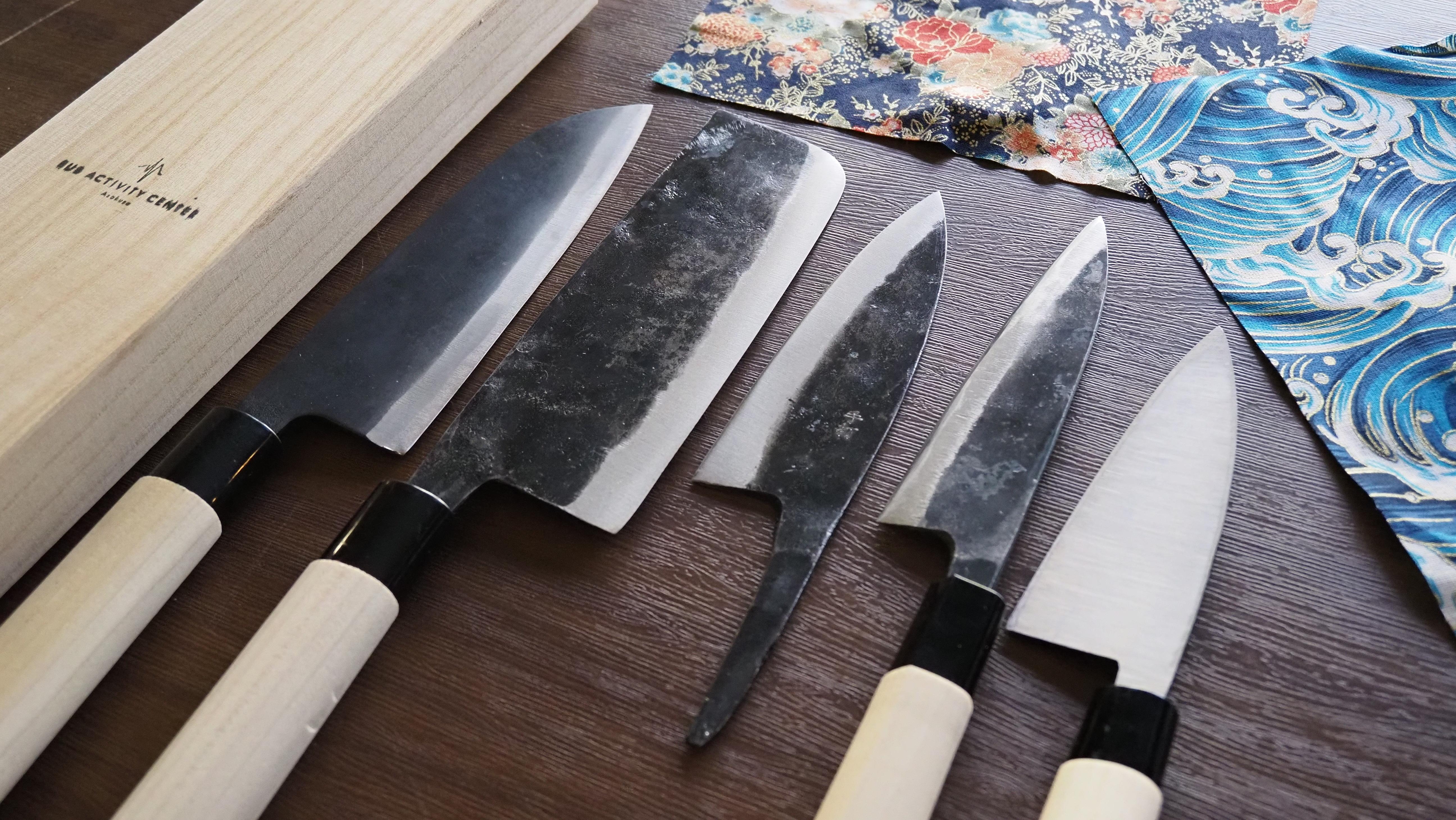 Knife making workshop in Tokyo — image 1