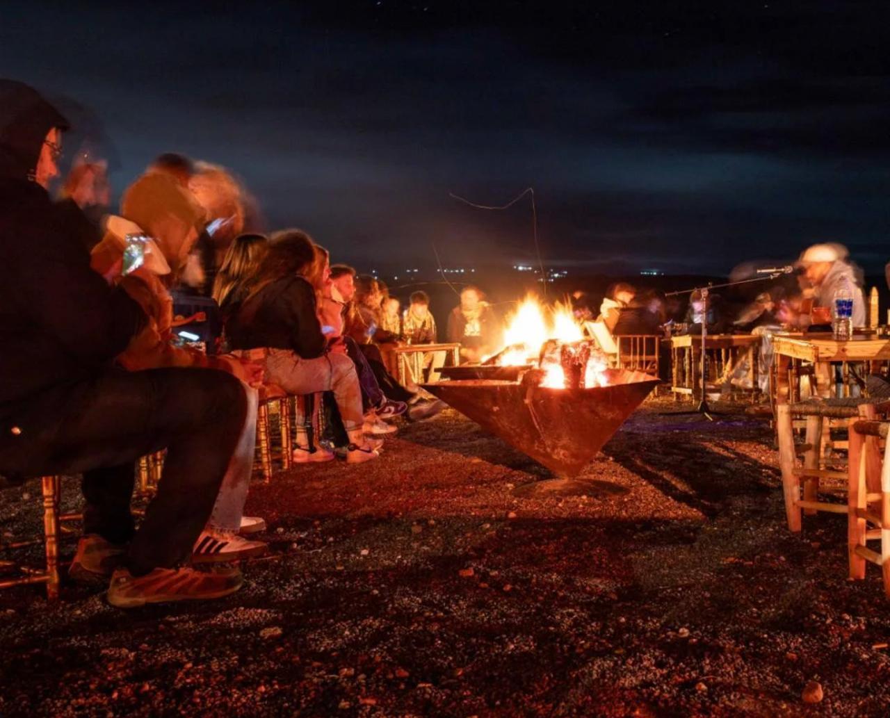 Agafay Desert Overnight: Dinner, Live Show & Stargazing from Marrakech