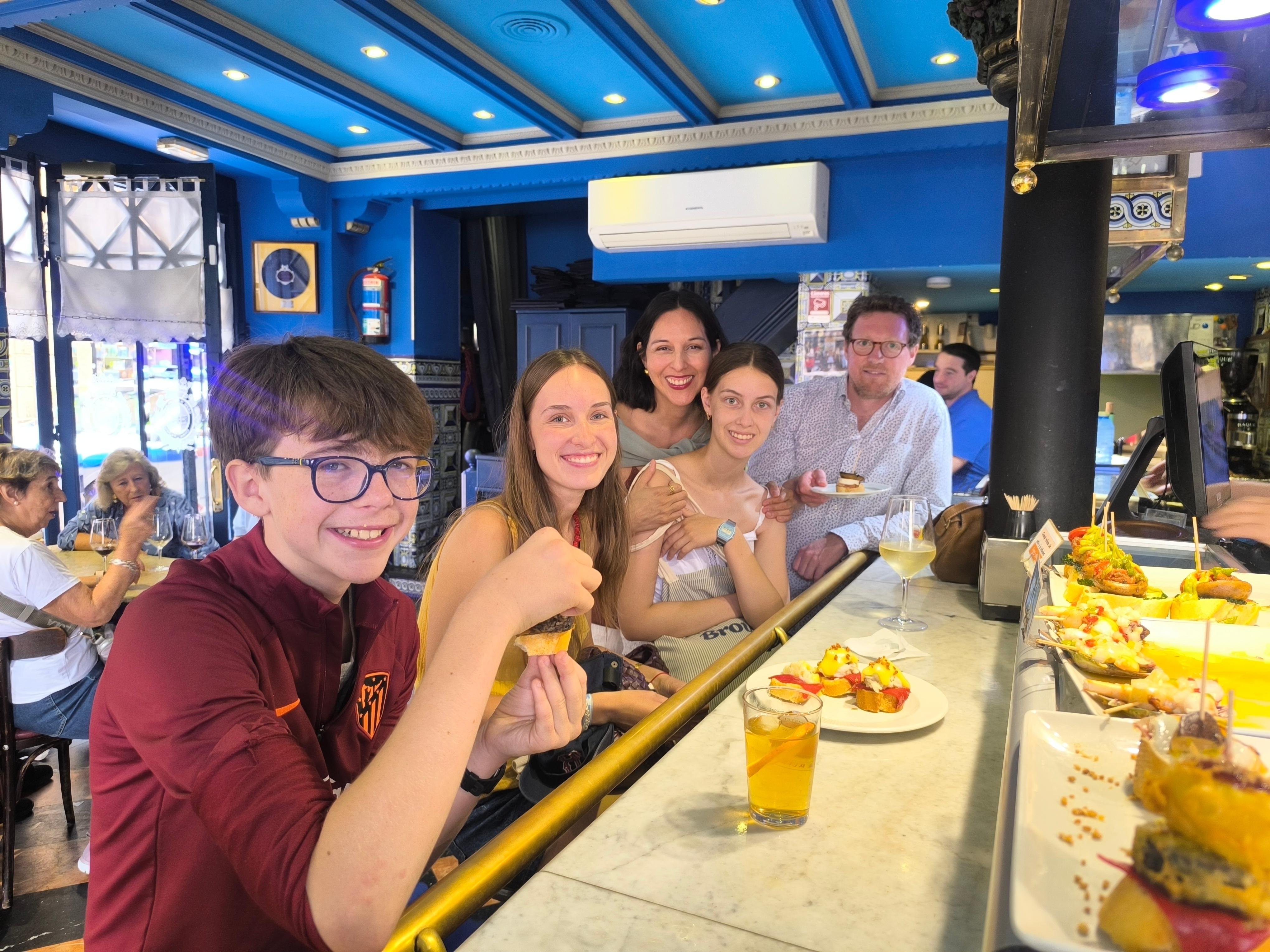 Bilbao Old Town Food Tour with Pintxos and Txakoli