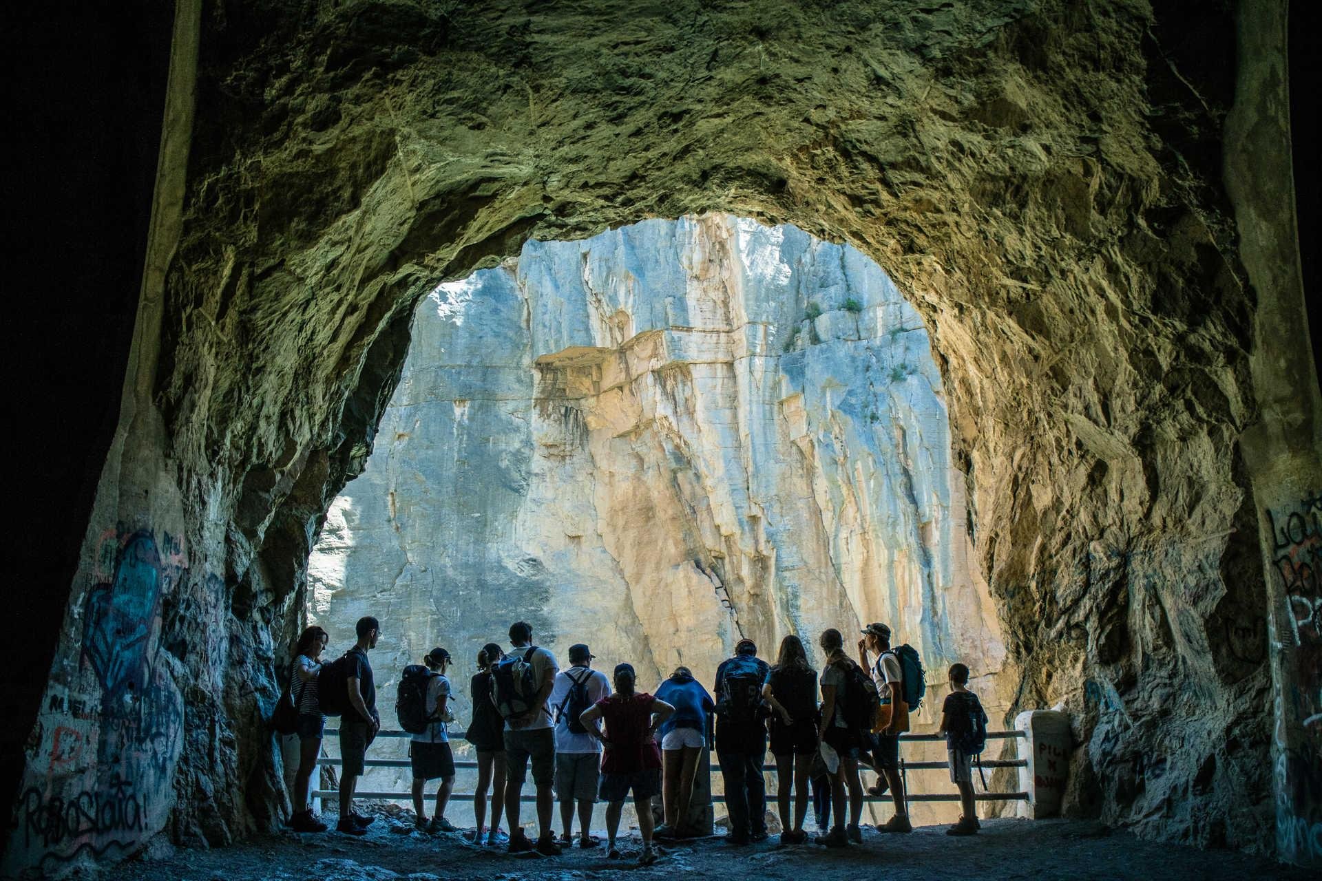 Montanejos Thermal Pools Adventure from Valencia