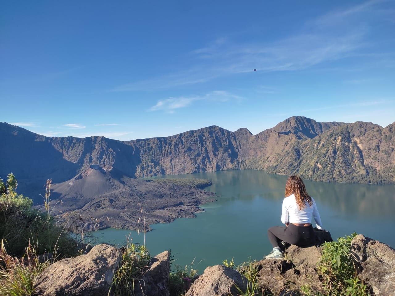 Mount Rinjani Crater Rim Trek - 2 Day Adventure