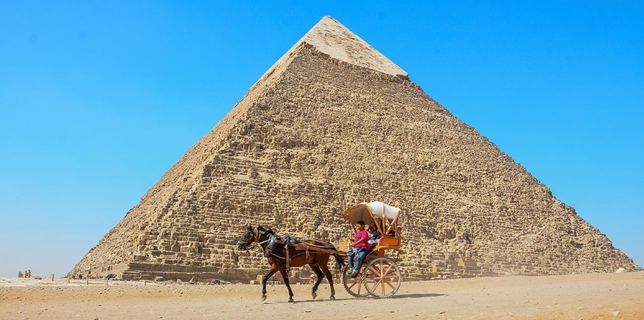 Cairo Day Trip from Sharm El Sheikh: Pyramids, Sphinx & Egyptian Museum