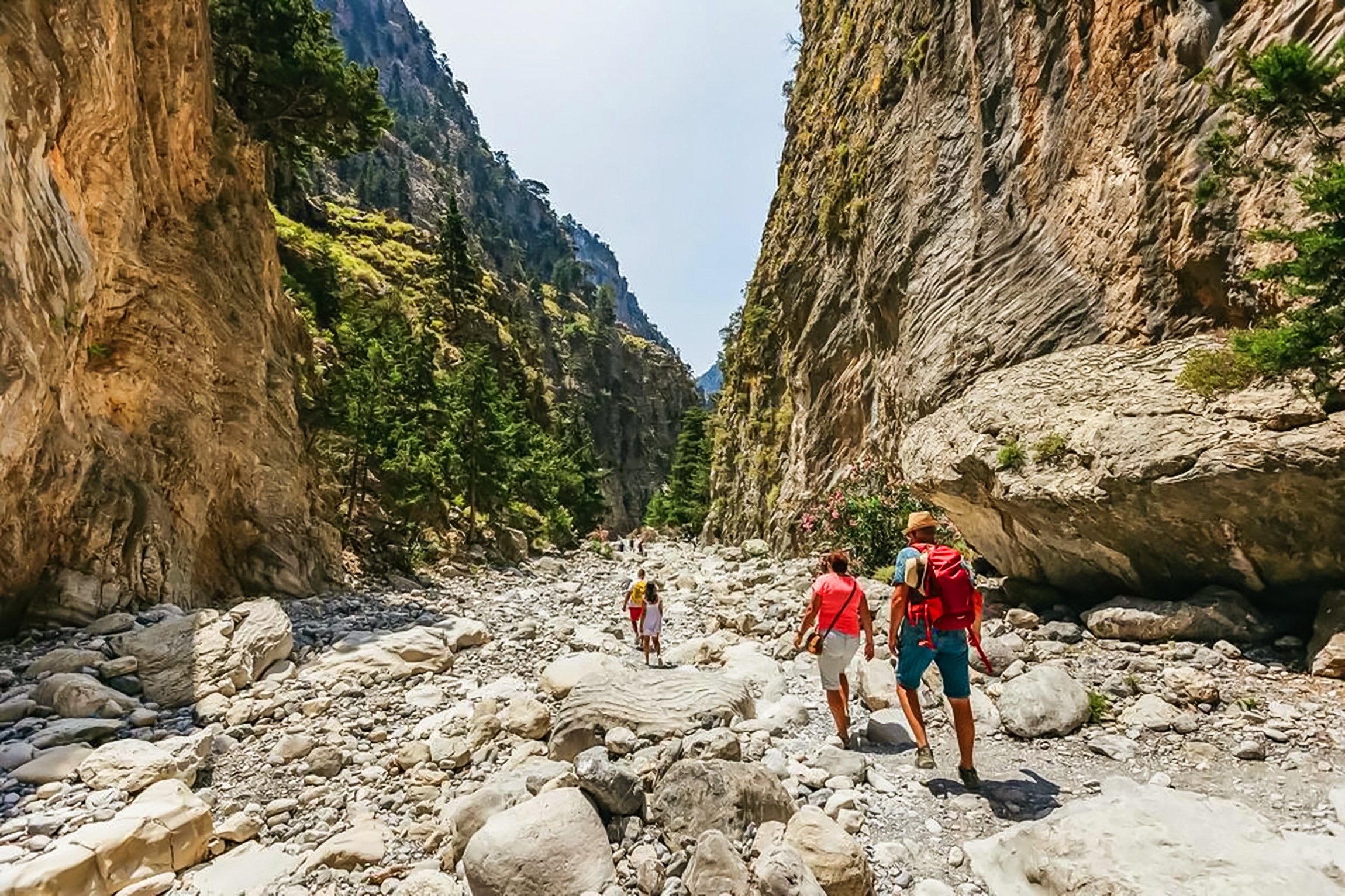 Samaria Gorge hike Crete — Xyloskalo descent, Iron Gates Sideroportes, kri-kri ibex, Agia Roumeli Libyan Sea — image 36