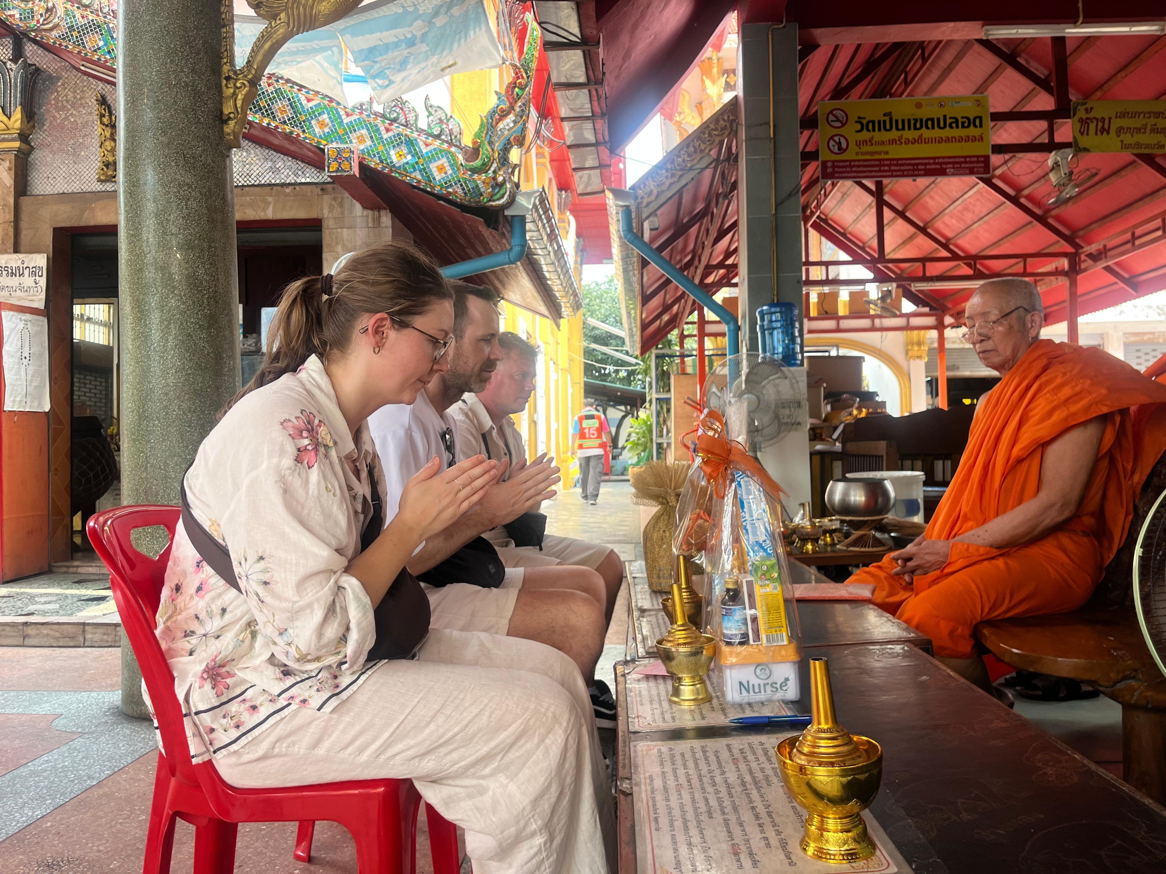 Bangkok Longtail Boat & Tuk-Tuk Temple Tour