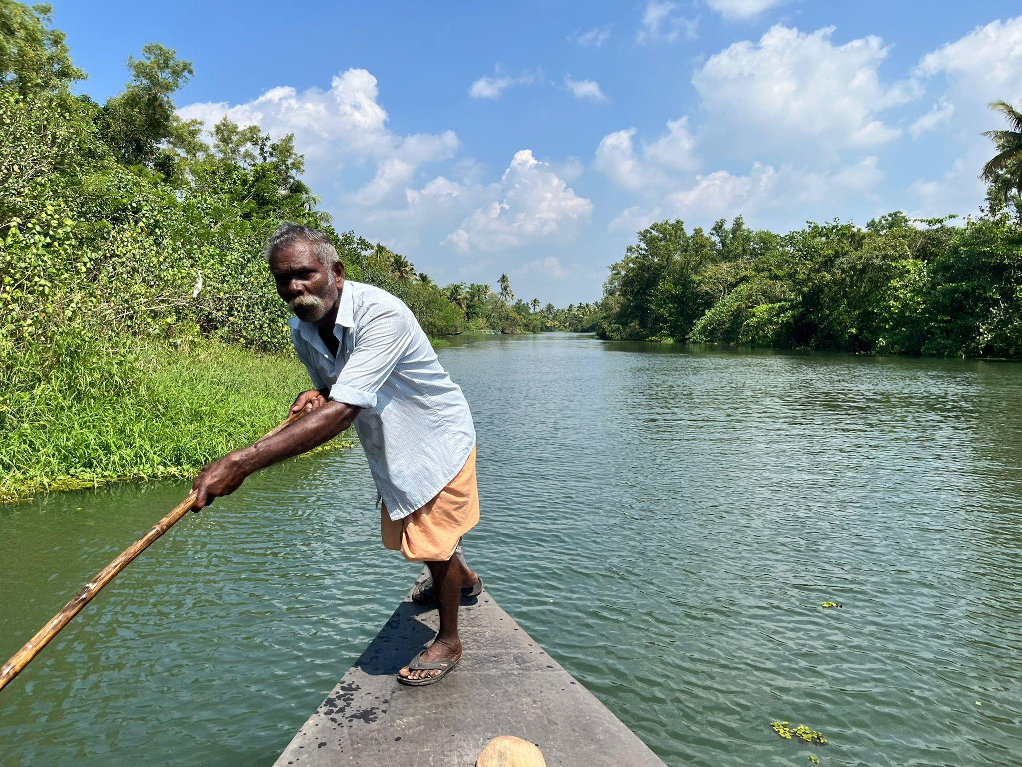 Kerala Backwater Village Punting Cruise with Lunch