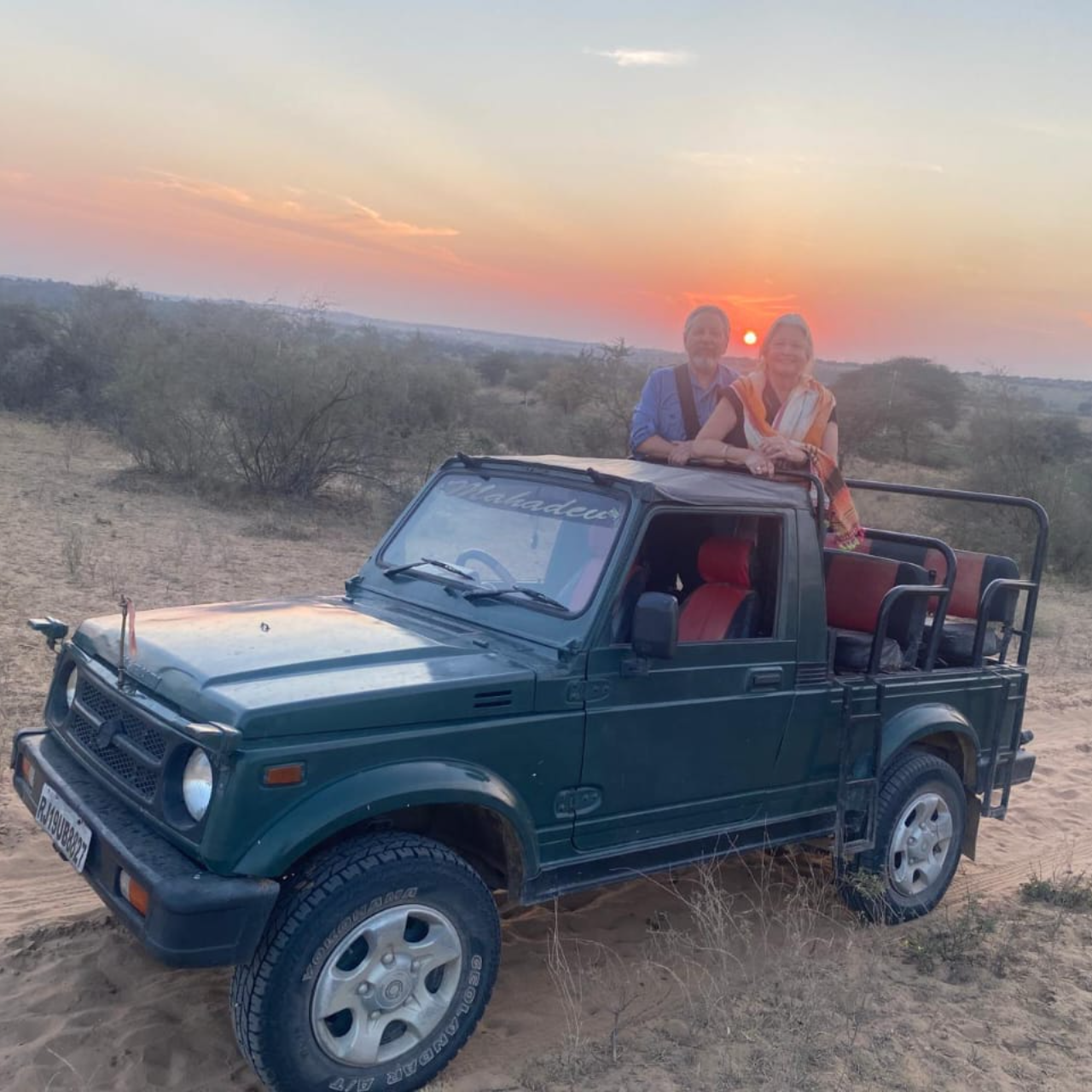Jodhpur Desert Expedition: Osian Dunes, Camel Ride & Cultural Night