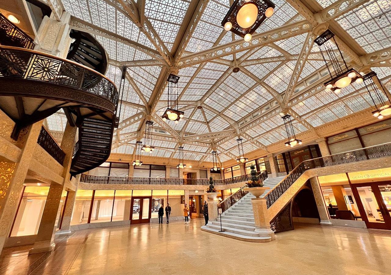 Inside Chicago Walking Tours Original Dazzling Architectural Interiors tour