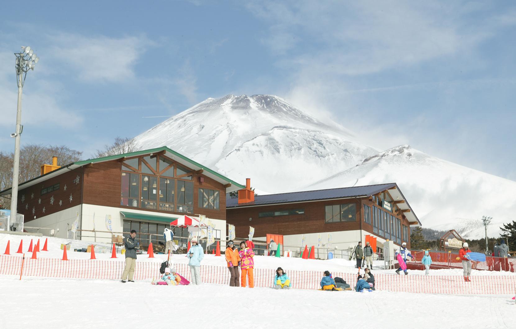 Mount Fuji Snow Day: Skiing & Winter Fun at Yeti Resort from Tokyo