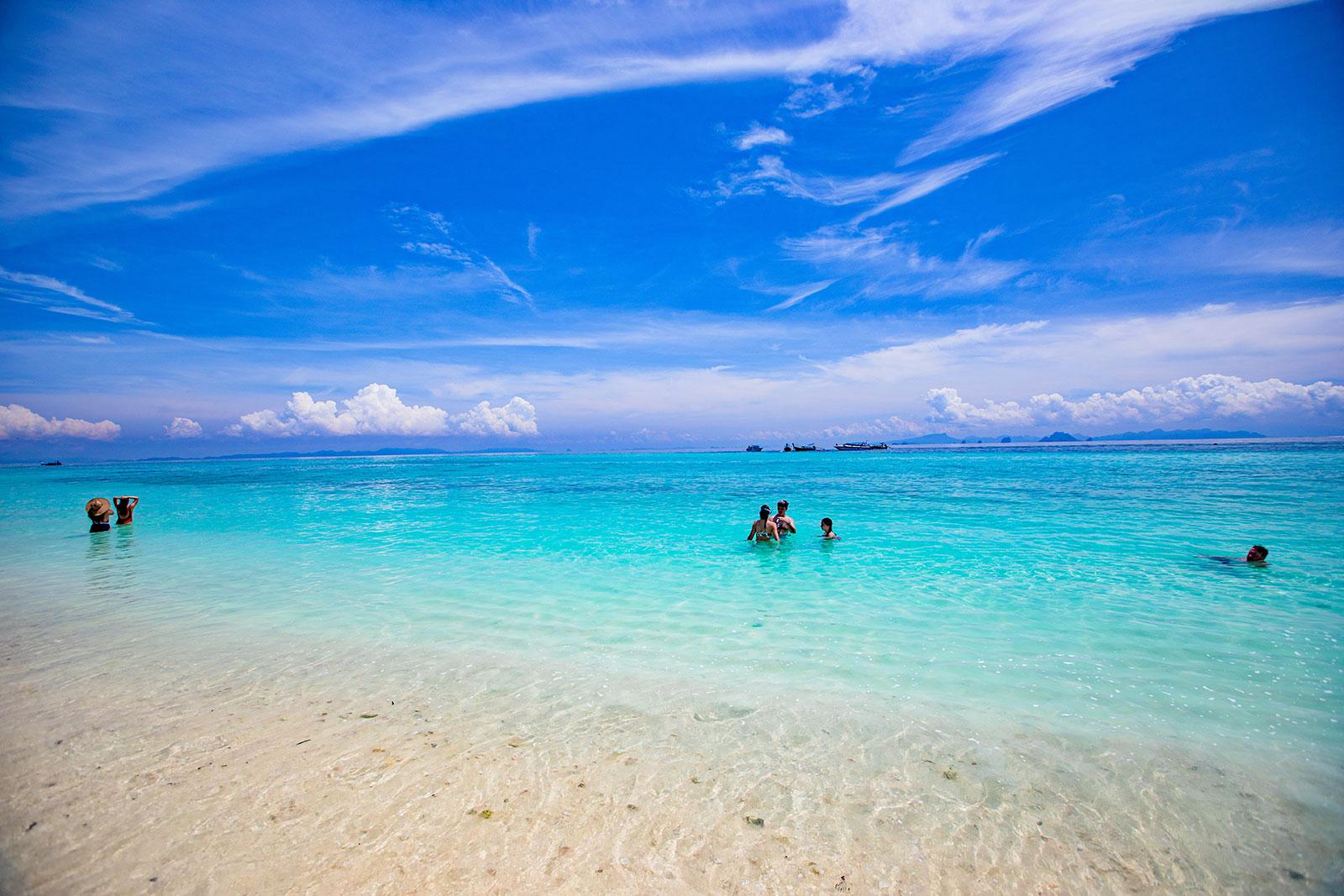 Krabi: Maya Bay, Phi Phi & Bamboo Island Speedboat Day Tour
