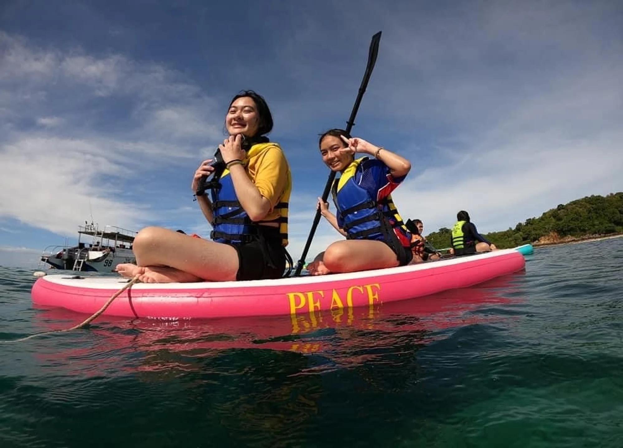 Pattaya: Coral Island Snorkeling and Kayaking Adventure