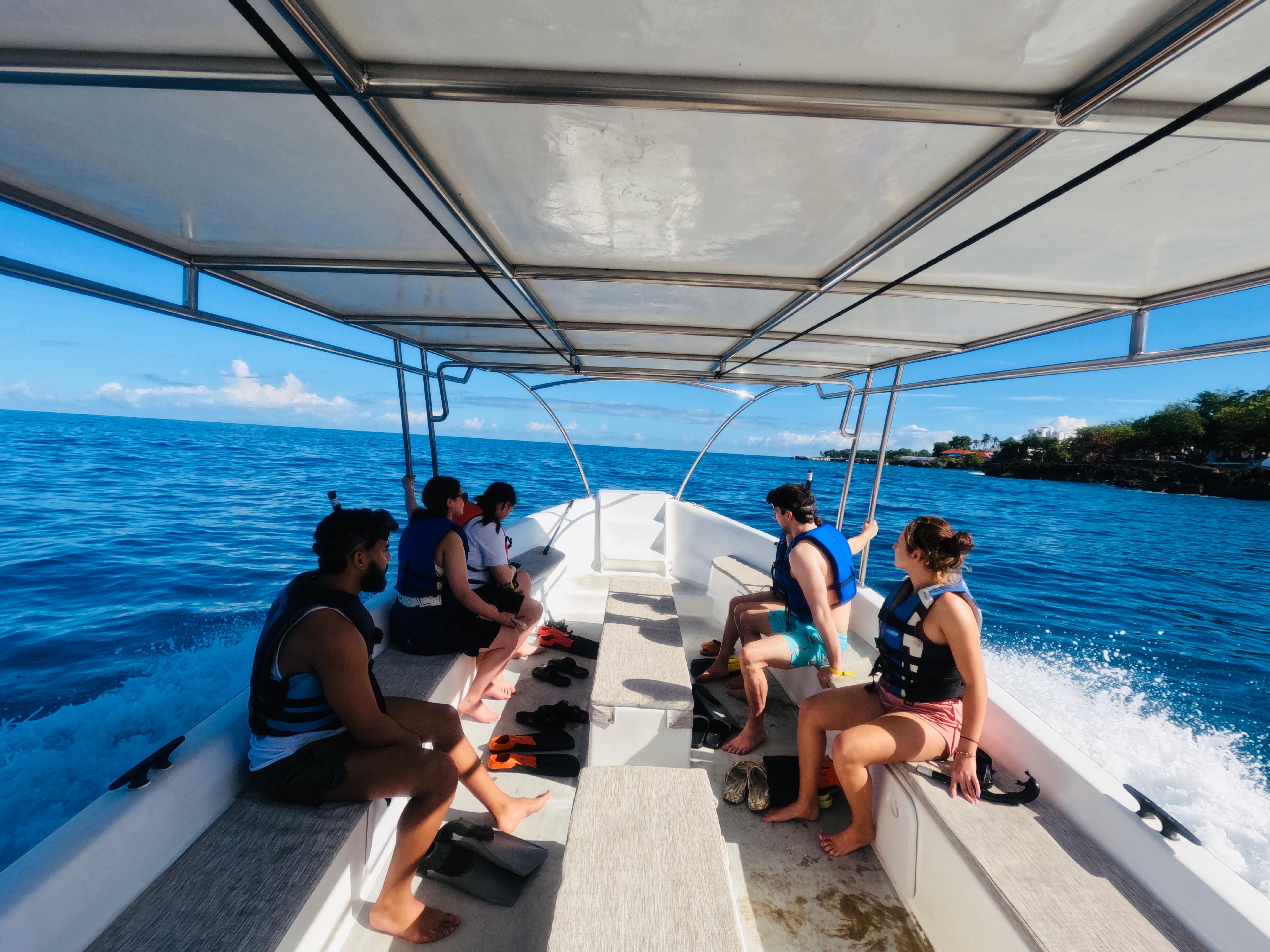 Sosua Bay Snorkeling Adventure with Beach Time