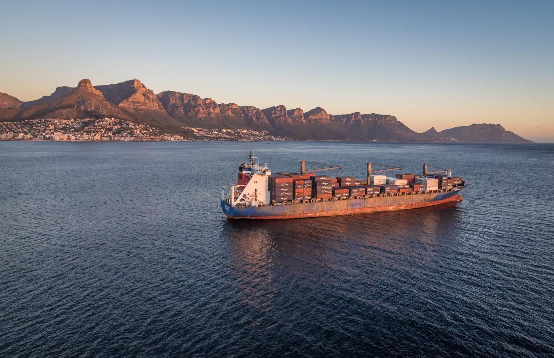 Cape Town Helicopter Flight & Complimentary Boat Tour