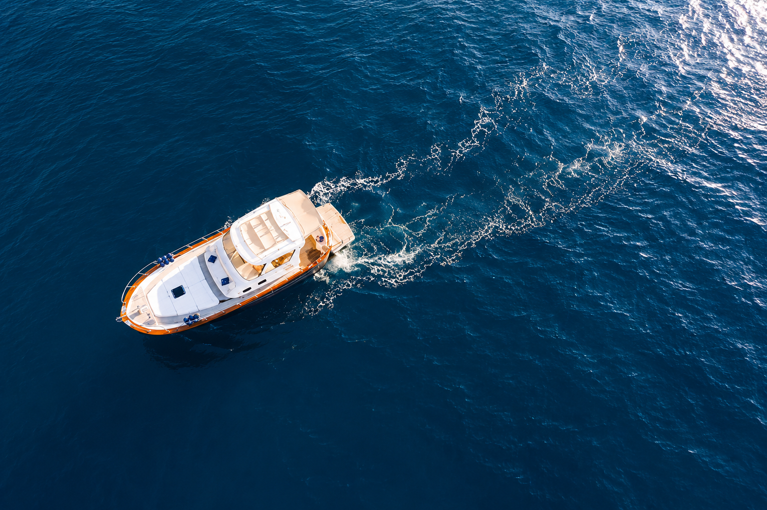 Amalfi Coast Sunset Cruise with Aperitivo