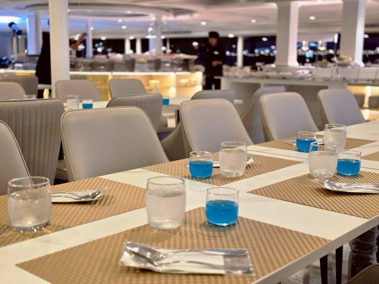 Noah 6-Star Luxury Chao Phraya Dinner Cruise