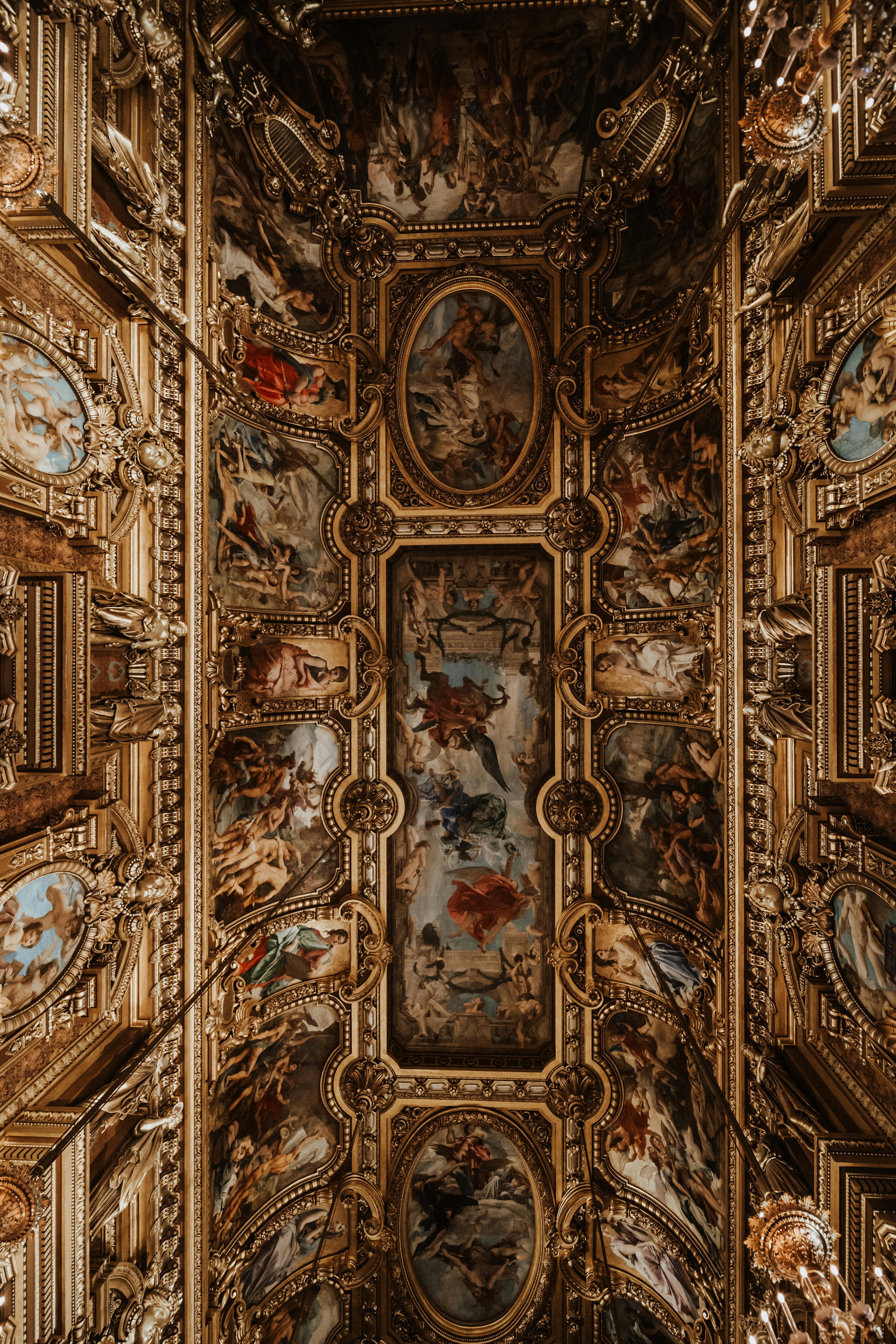 Parisian Evening: Perfume Crafting, Palais Garnier & Gourmet Dining
