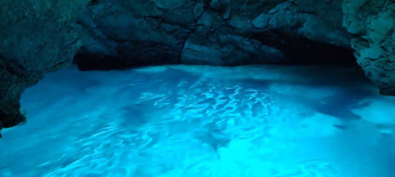 Dubrovnik Speedboat Expedition: 7 Caves & Blue Cave Snorkel