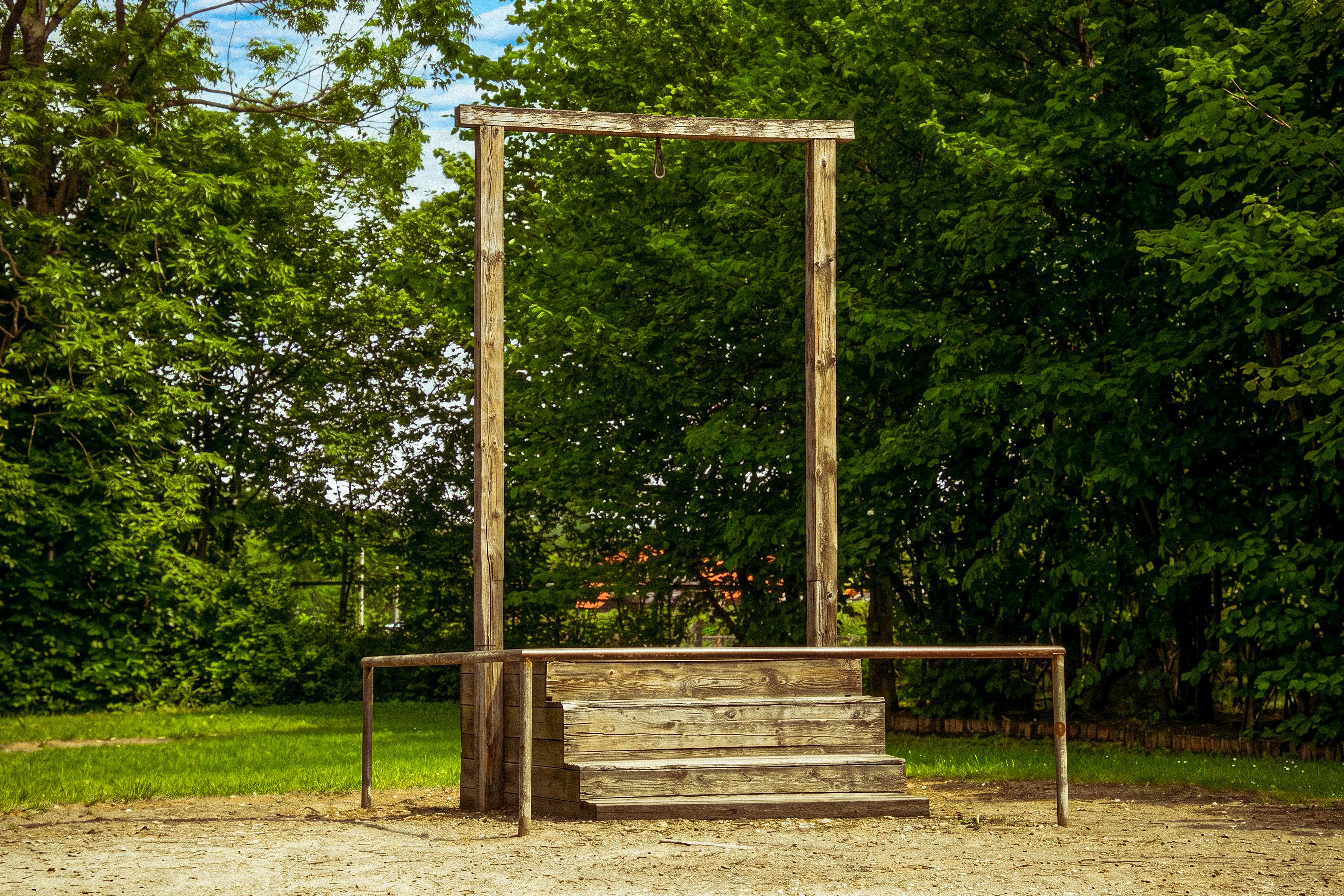 Krakow Former Ghetto & Auschwitz-Birkenau Full-Day Memorial Tour