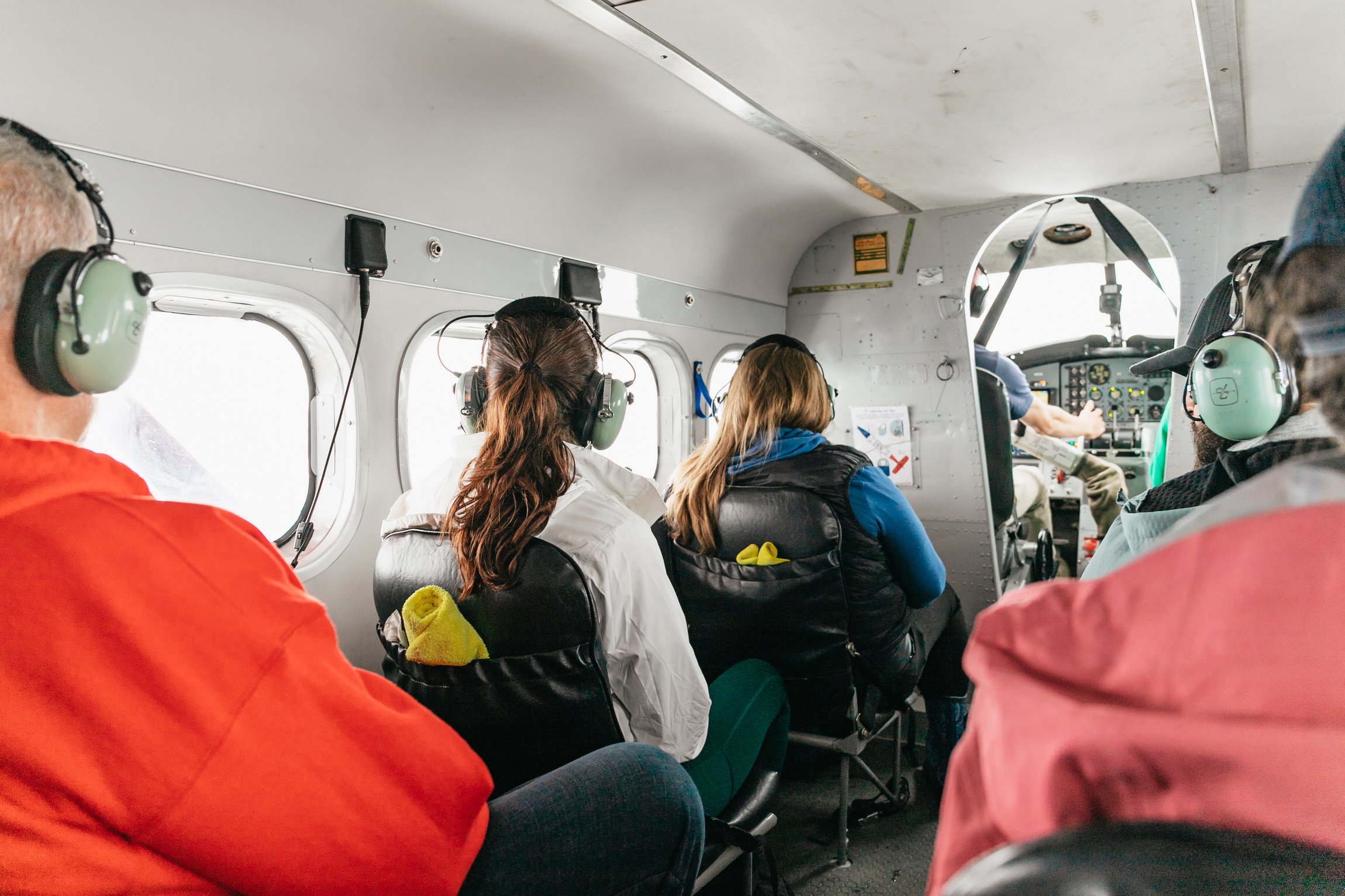 Denali flightseeing tour — Alaska Range glaciers and peaks from a bush plane — image 8