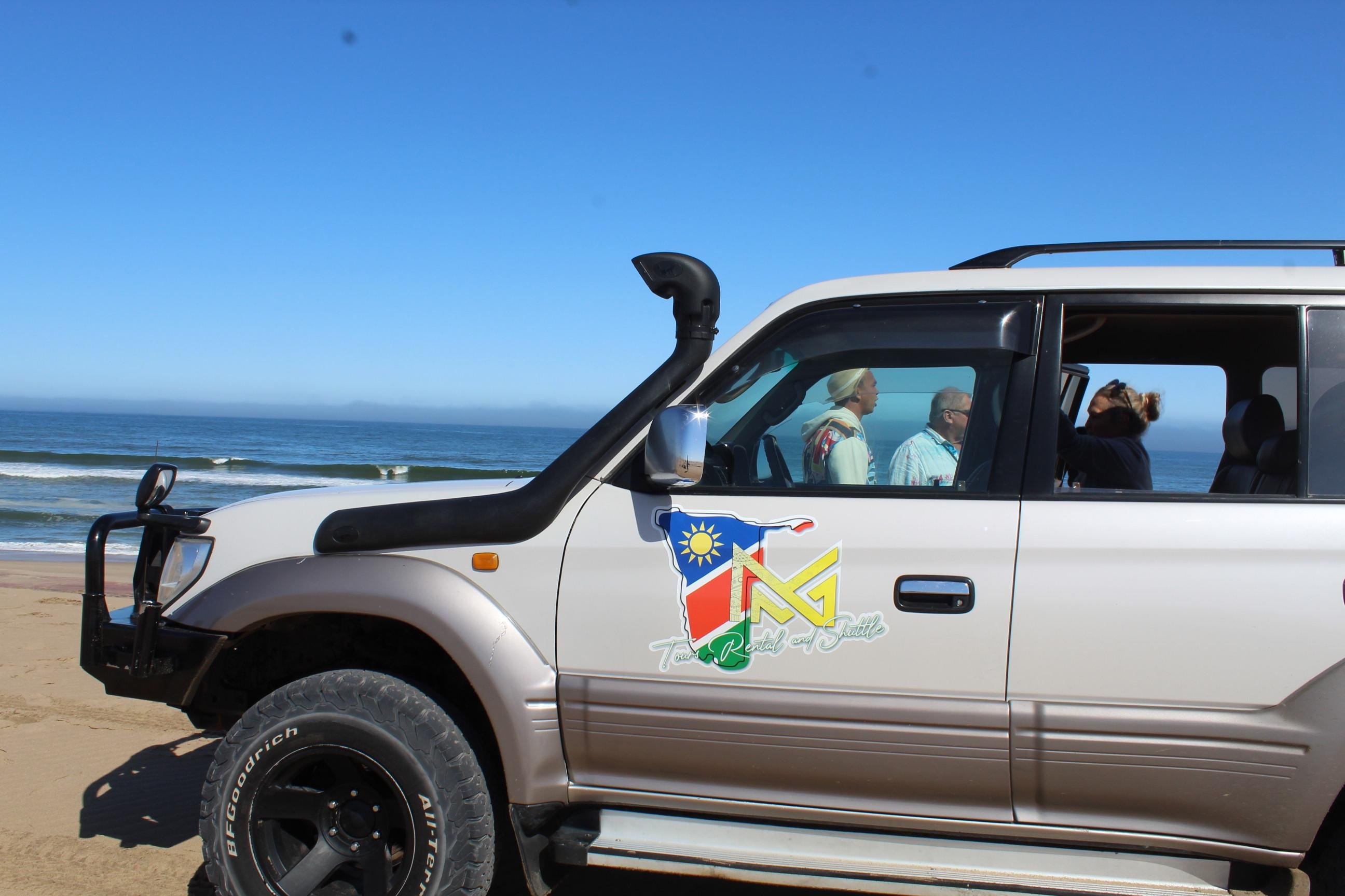 Private 4x4 Sandwich Harbour Adventure with Lunch