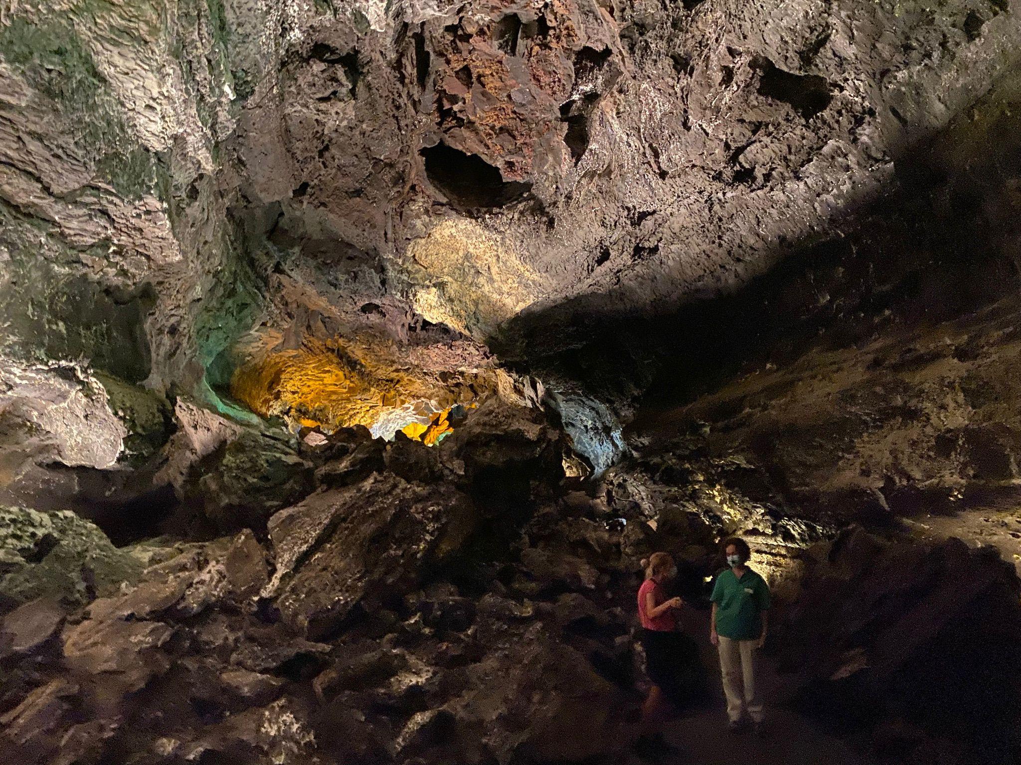 Lanzarote volcano tour to Timanfaya National Park — image 10