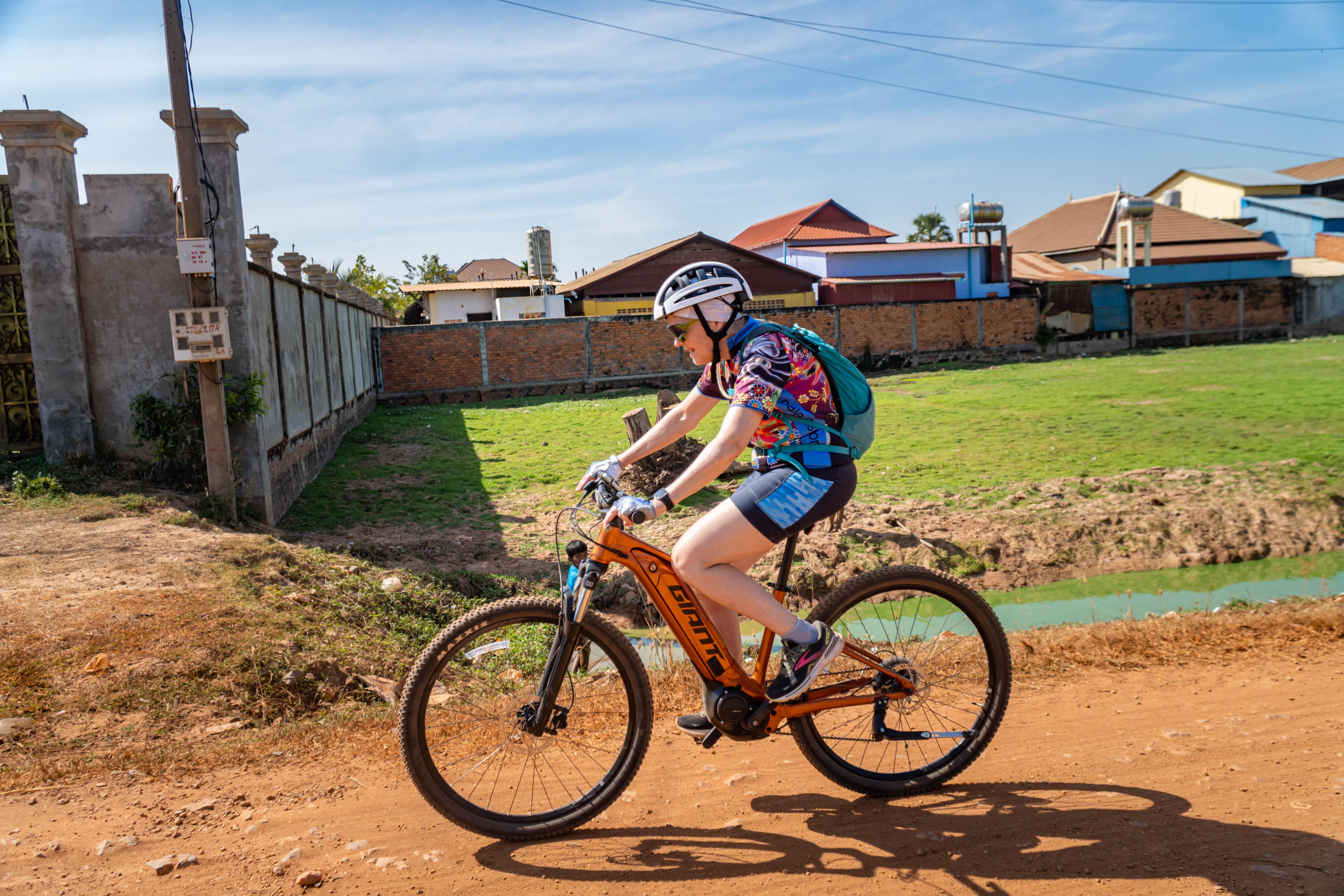 Angkor Wat Sunrise Cycling Expedition