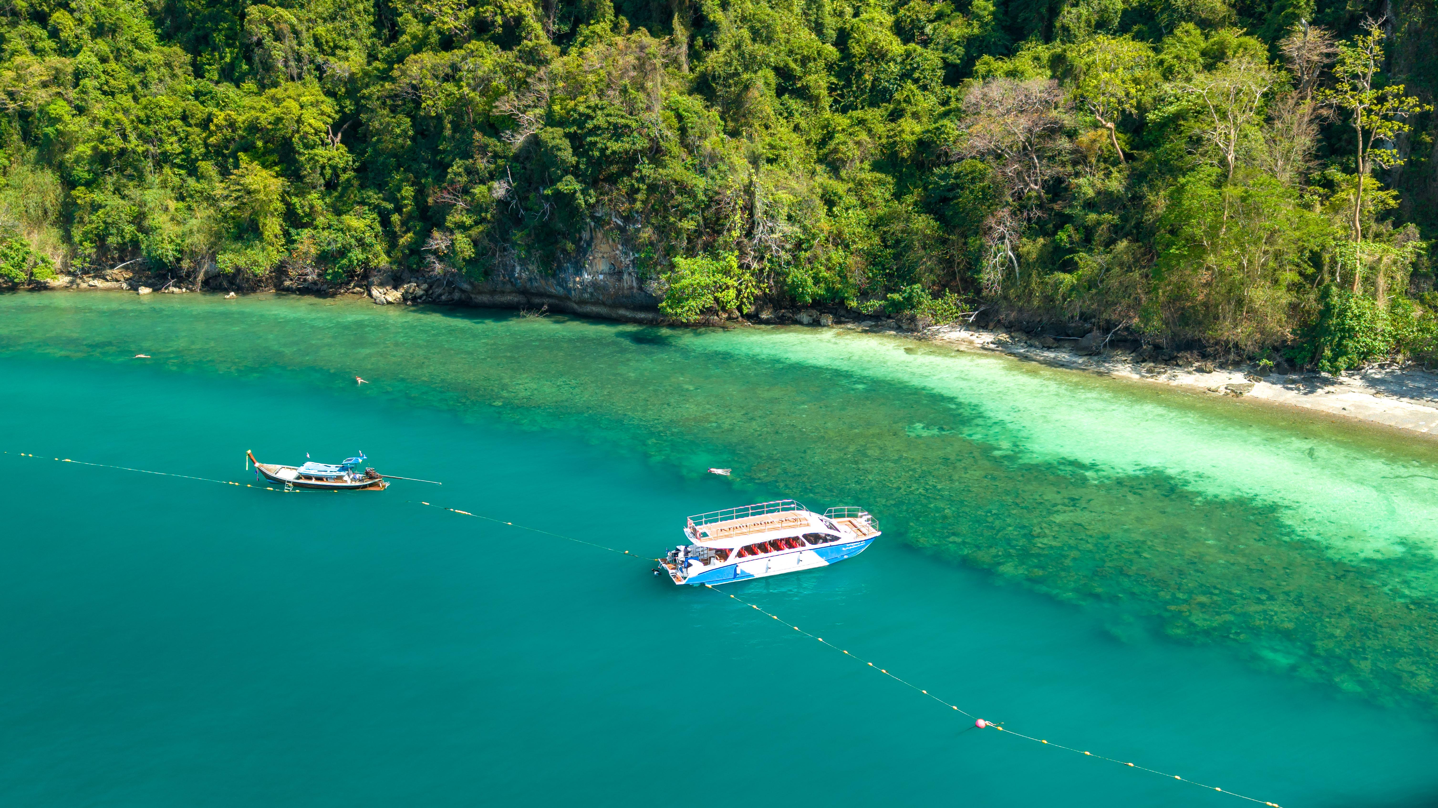 Krabi Hong Island Sunset & Bioluminescent Plankton Tour with BBQ Dinner