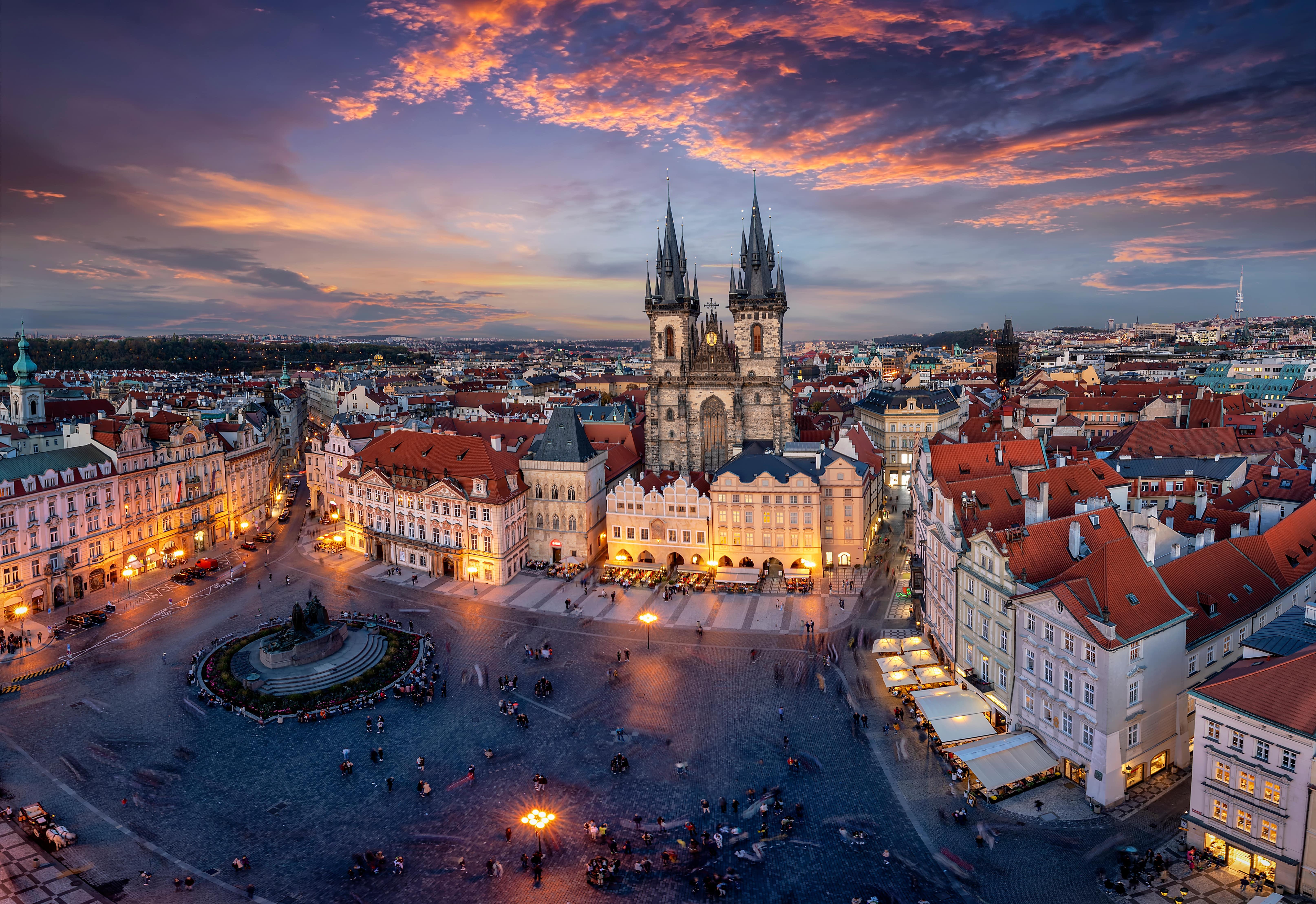 Český Krumlov & Prague Full-Day Tour from Vienna