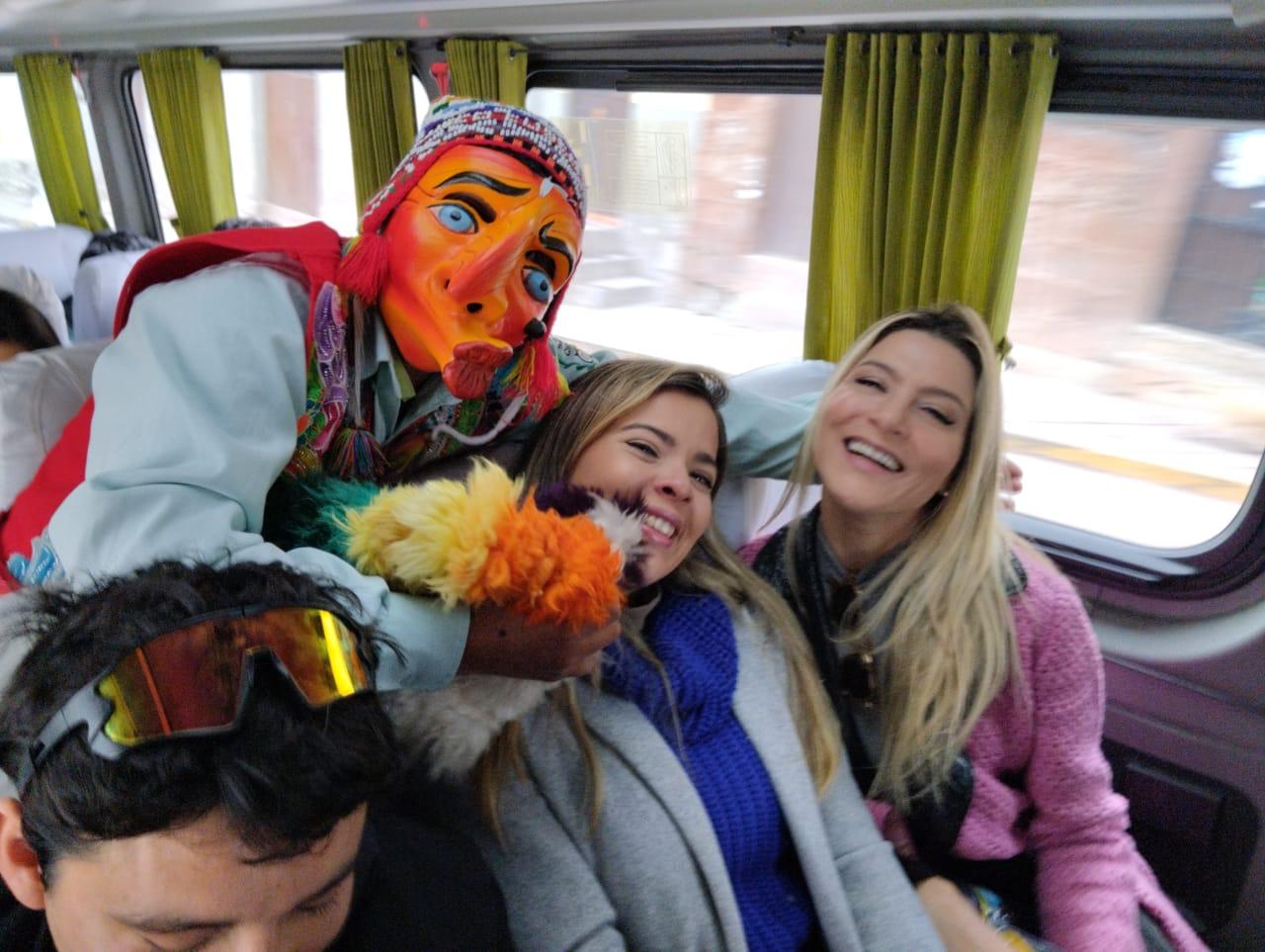 Sacred Valley Full-Day Tour: Inca Ruins, Salt Mines & Local Markets