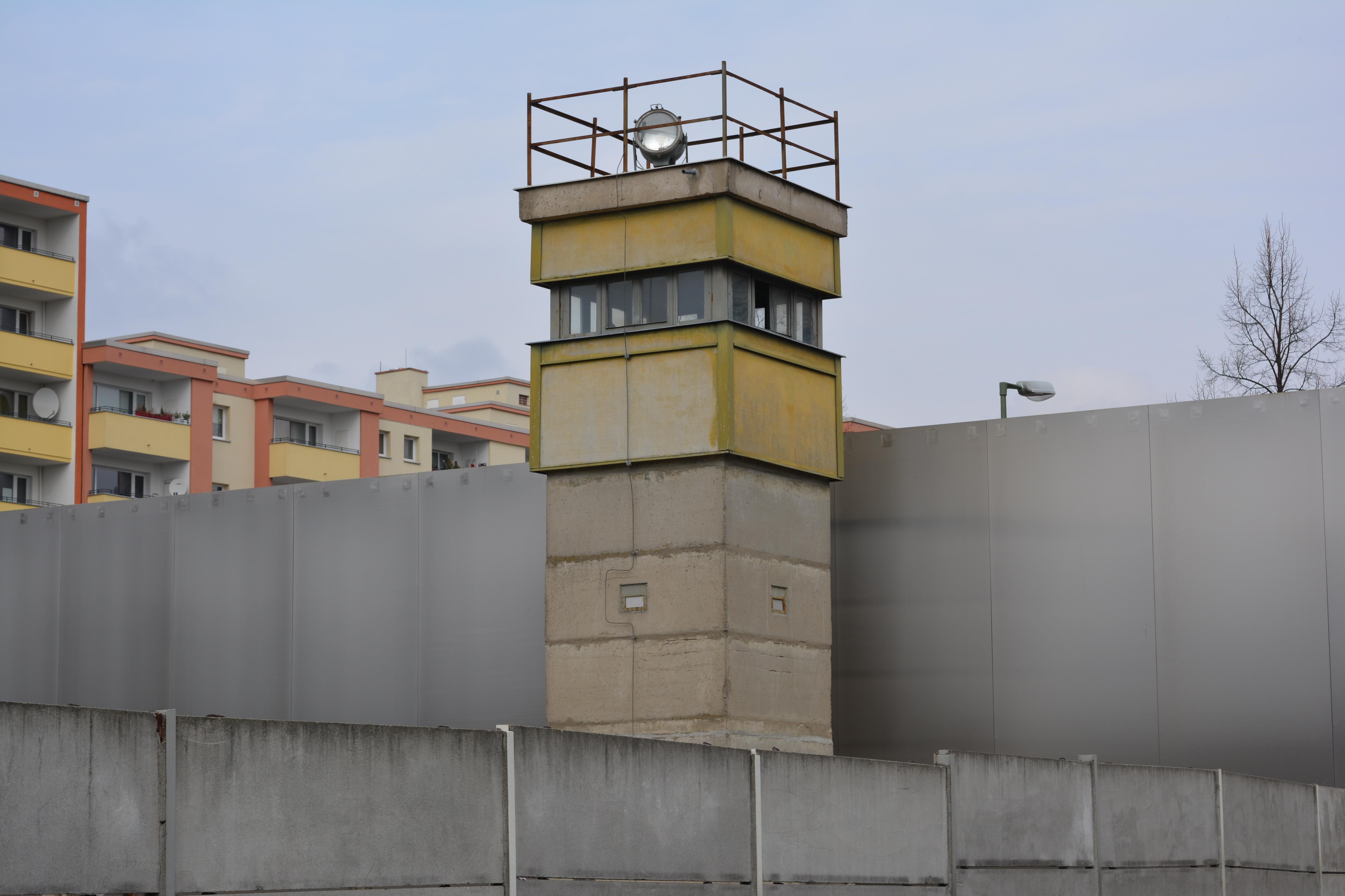 Berlin: Cold War History and Berlin Wall Guided Walking Tour